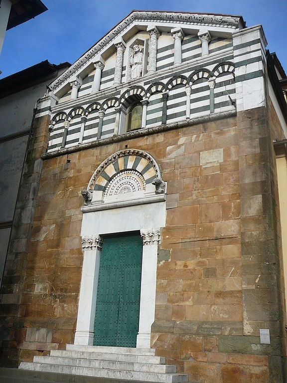 圣雅各布教堂广场的公共空间设计-5