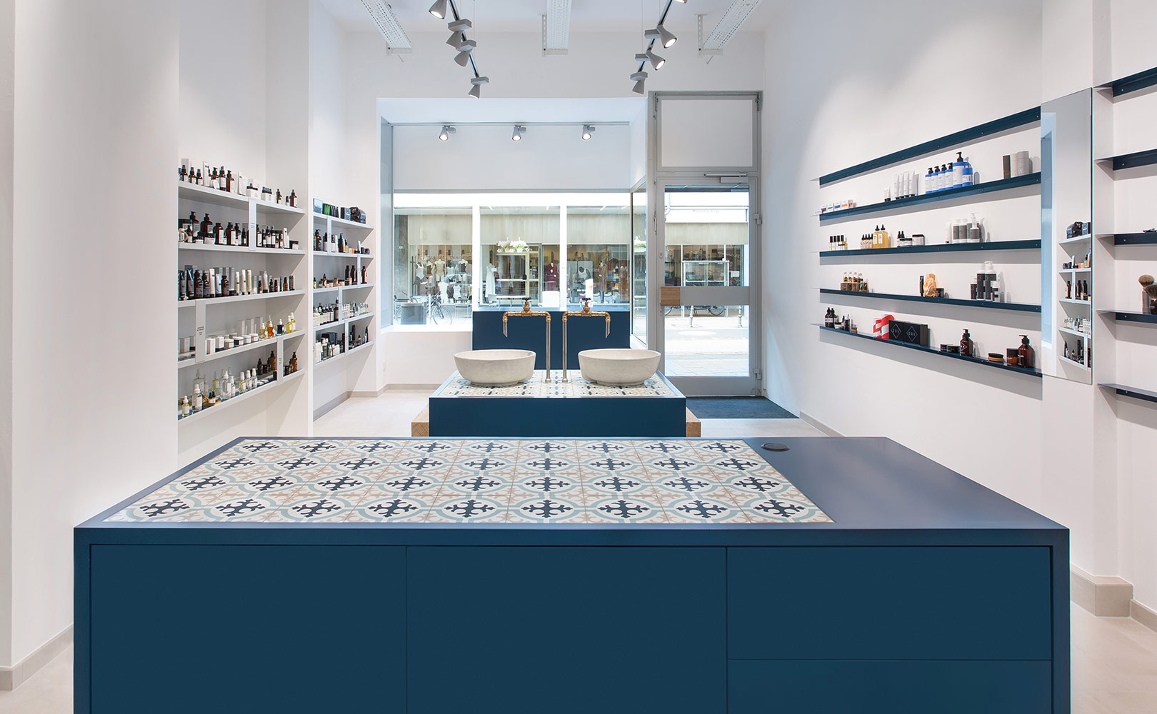 德国 Woodberg 男士护肤品店-7