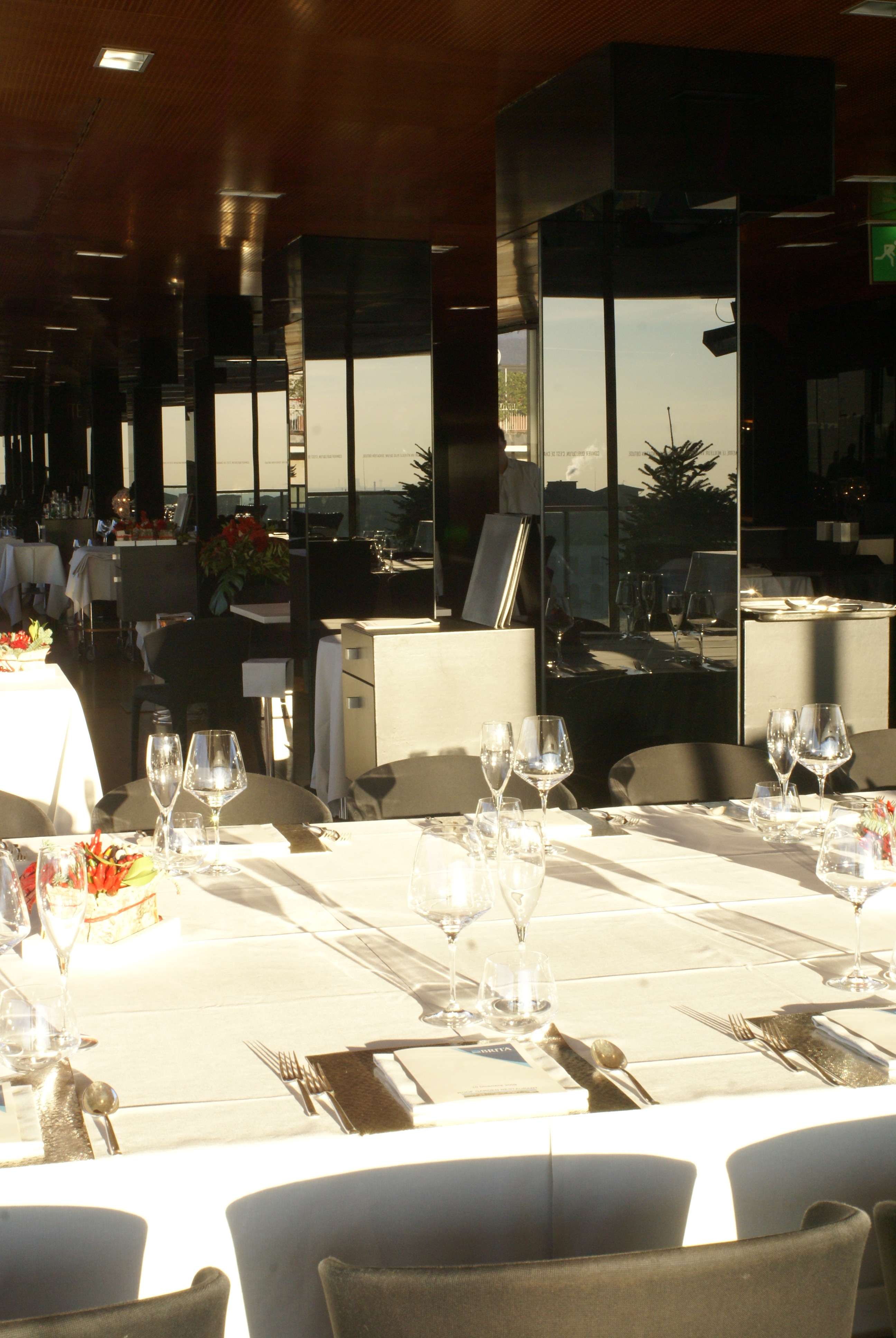 意式风情屋顶花园餐厅-26