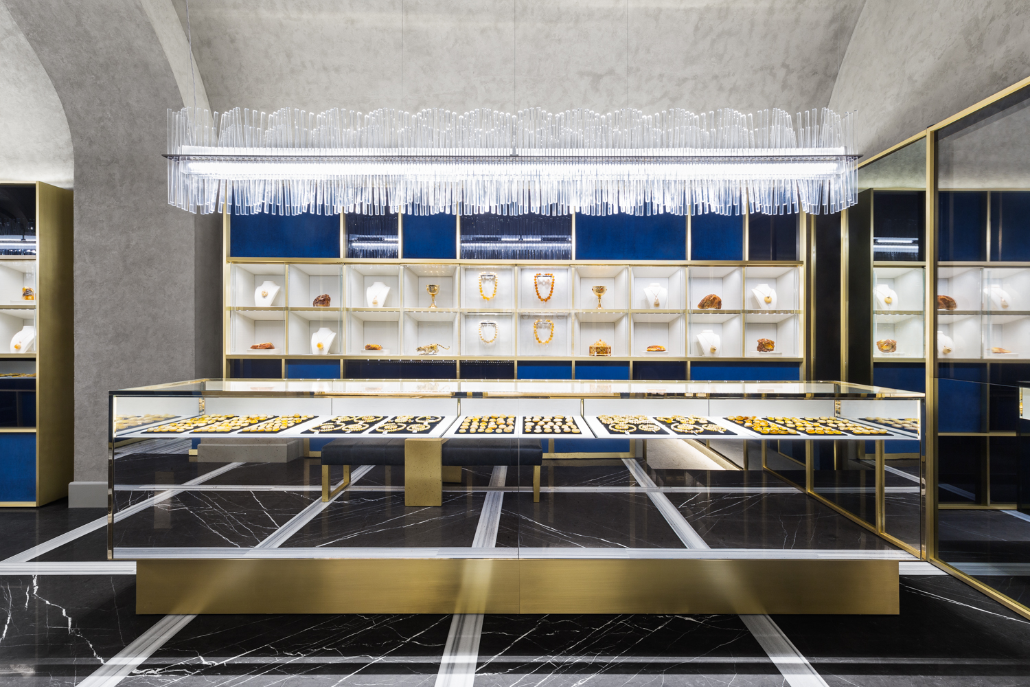 俄罗斯琥珀品牌店,米兰市中心建筑传奇-33