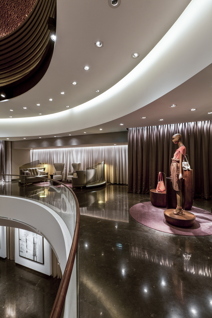 奢侈品世界的新标杆—— QELA-17