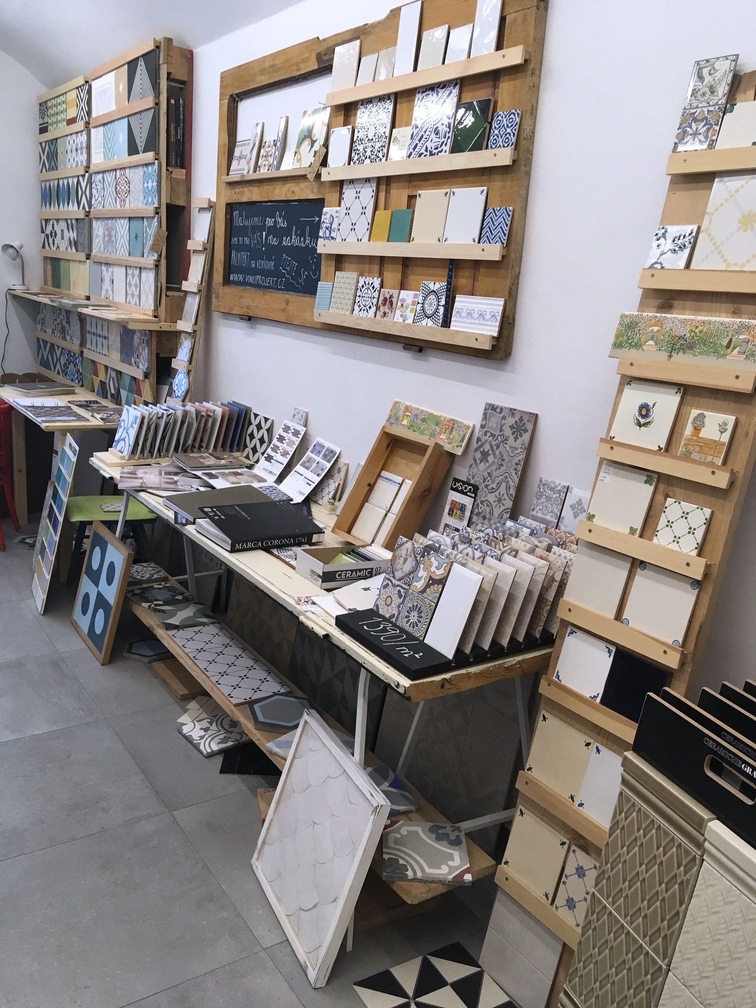 2017 年陶瓷瓷砖展示厅室内设计-0