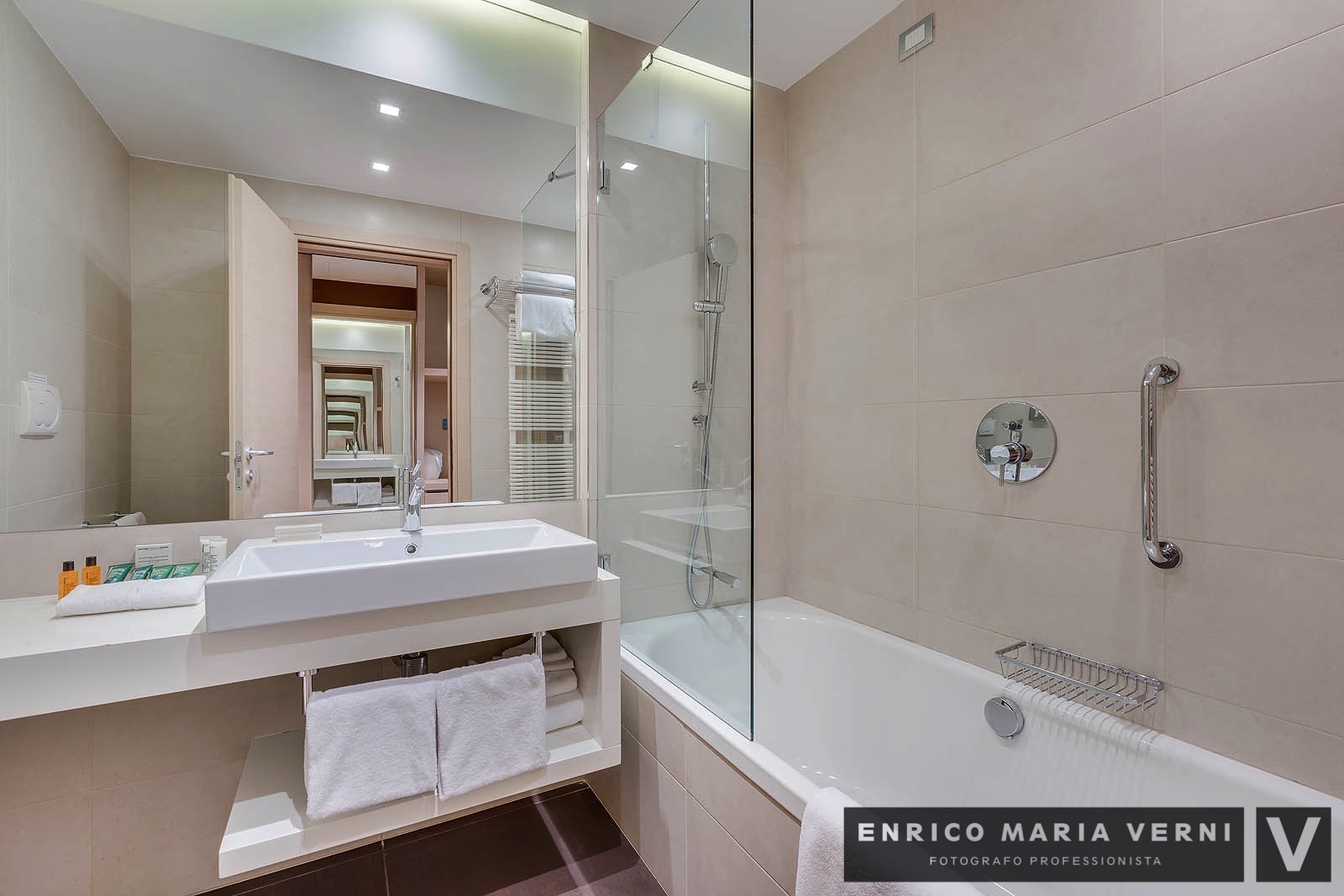 Hilton Garden Inn 外部与内部设计翻新-23