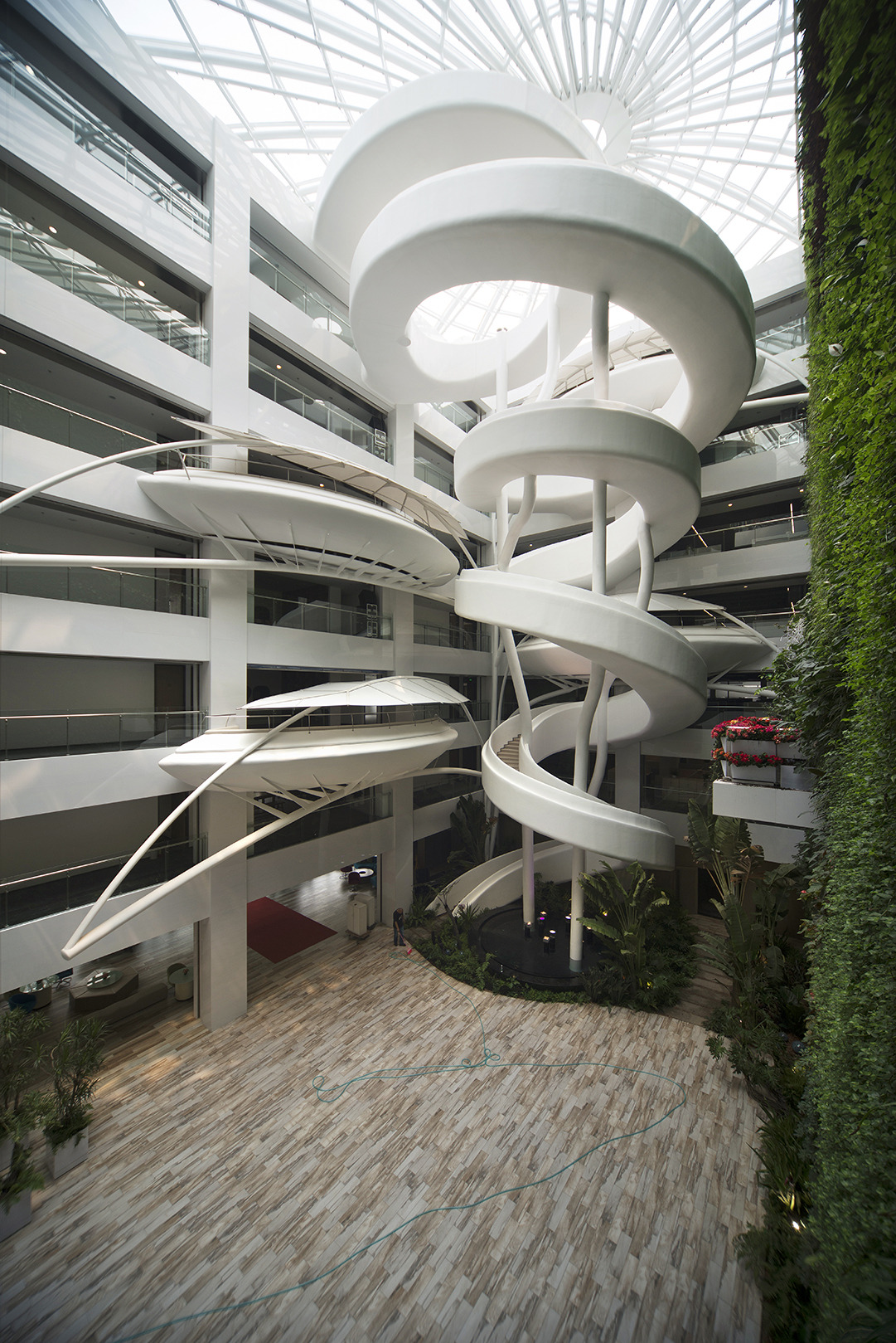 OL 总部 | 园林景观与办公空间的完美融合-14