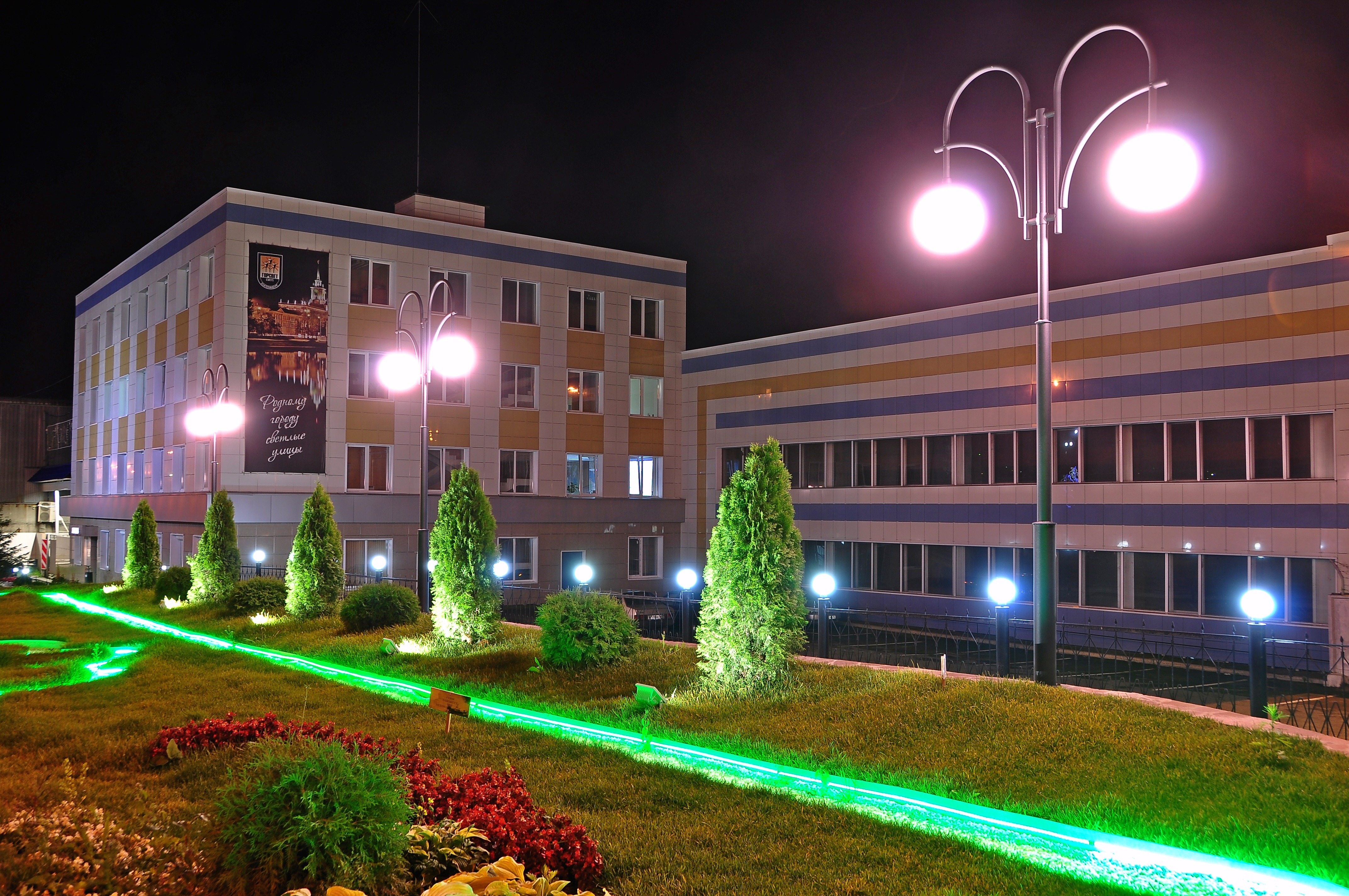 多样街头柱设计展现城市魅力-7