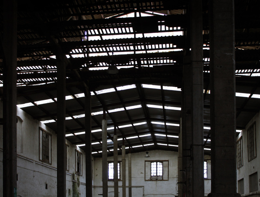 工业遗址的华丽转身 | 意大利 Sele 平原烟草工厂复兴-0