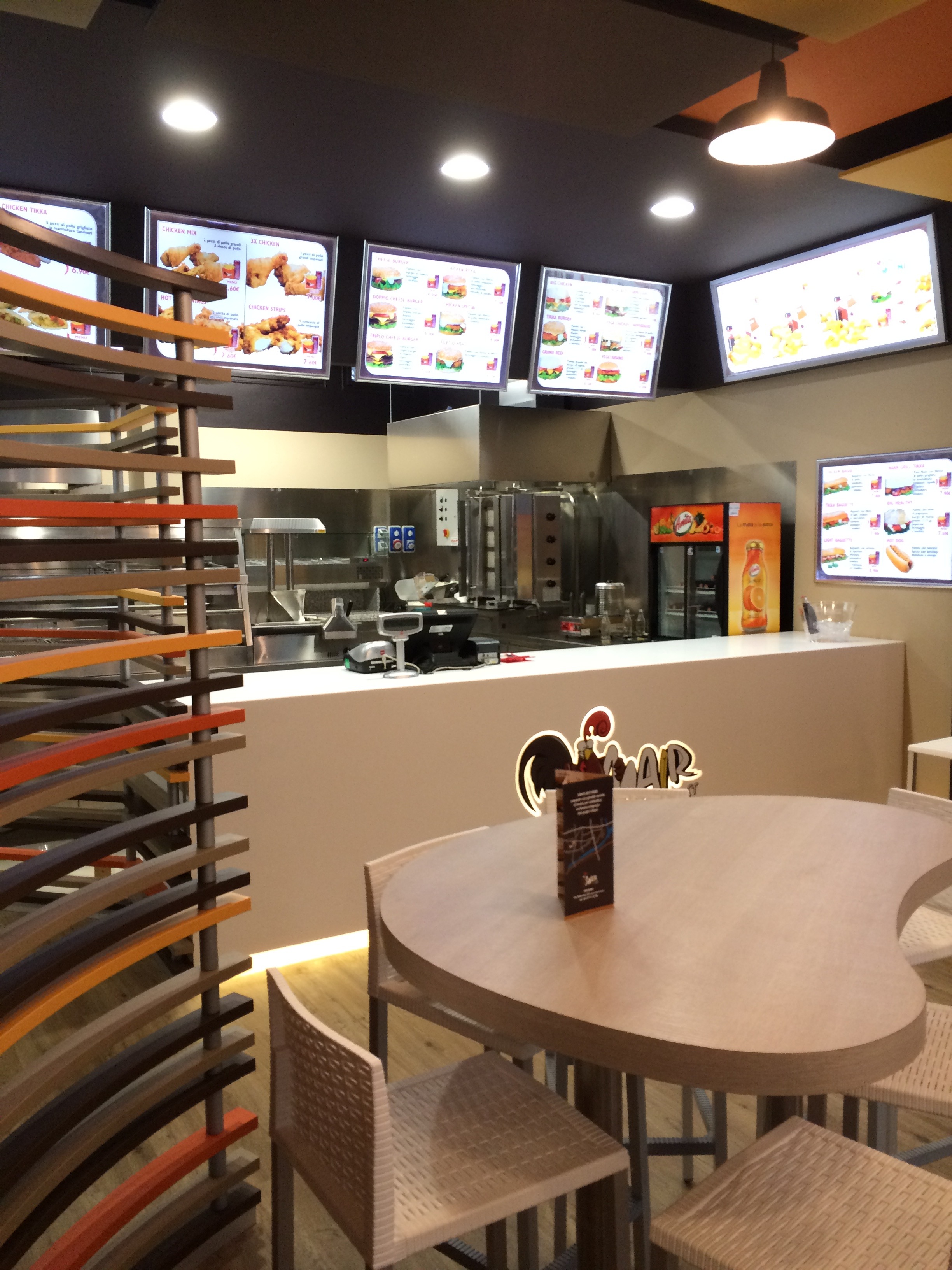 2016 年完成的 MAIR 快餐店室内设计案例-22