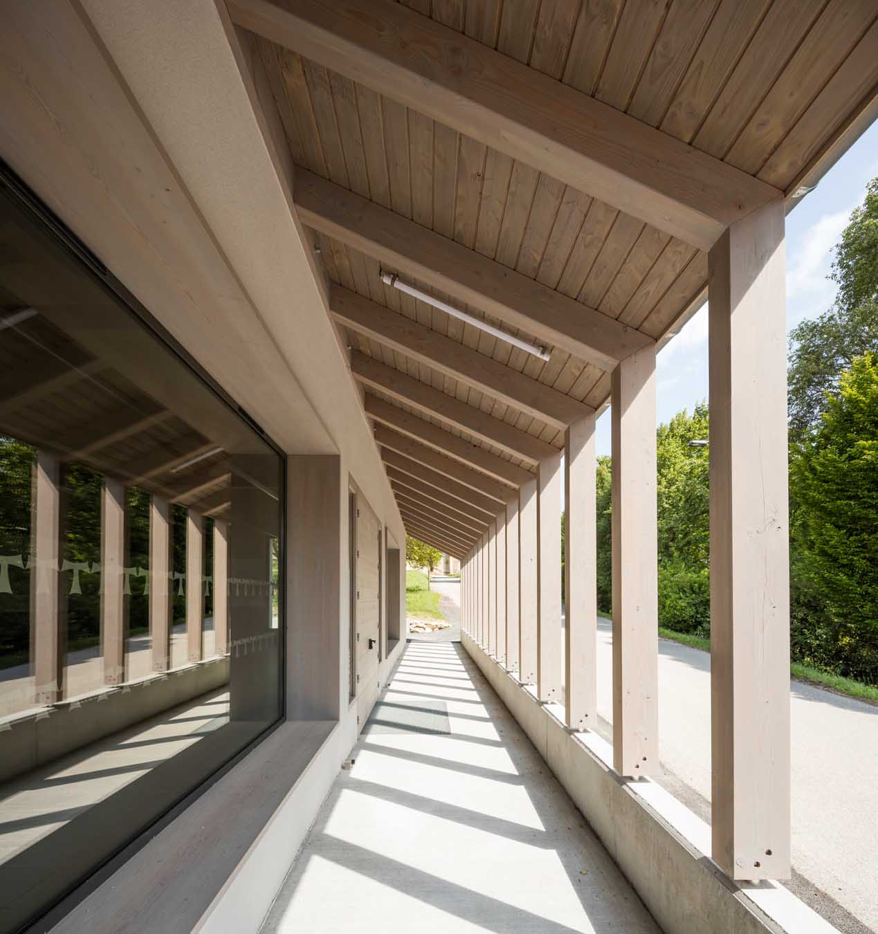 2018 年完成的公共设施设计 | 圣安东尼拉迪奥纳市政厅-17