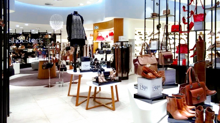 Shoestock鞋专卖店空间创意设计-9