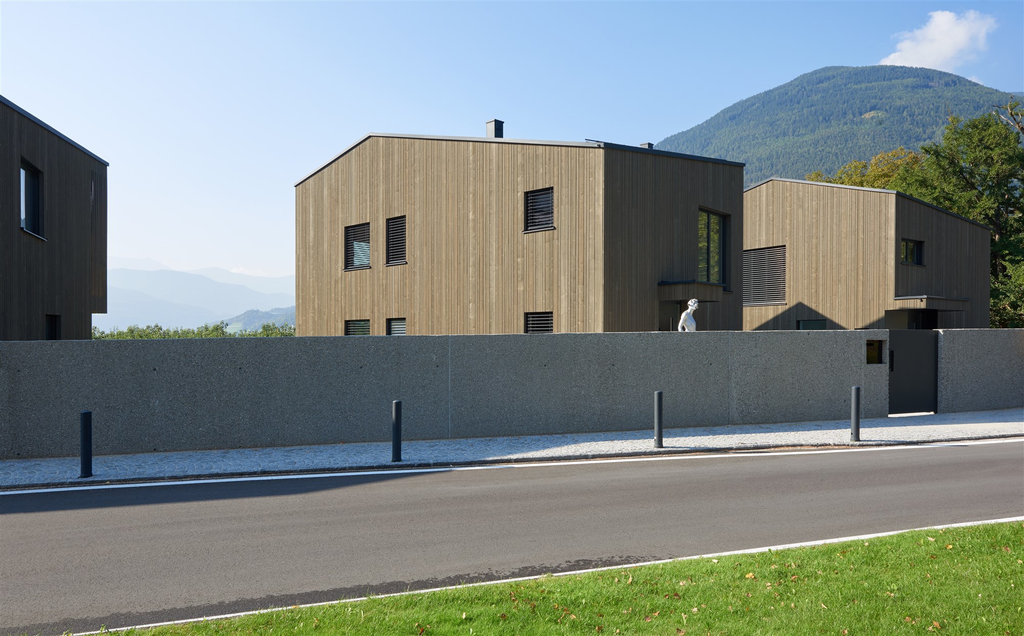 传统与现代共融的意大利木质住宅-4