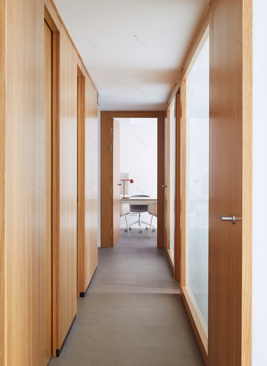 巴塞罗那专科医院温馨舒适室内设计-3