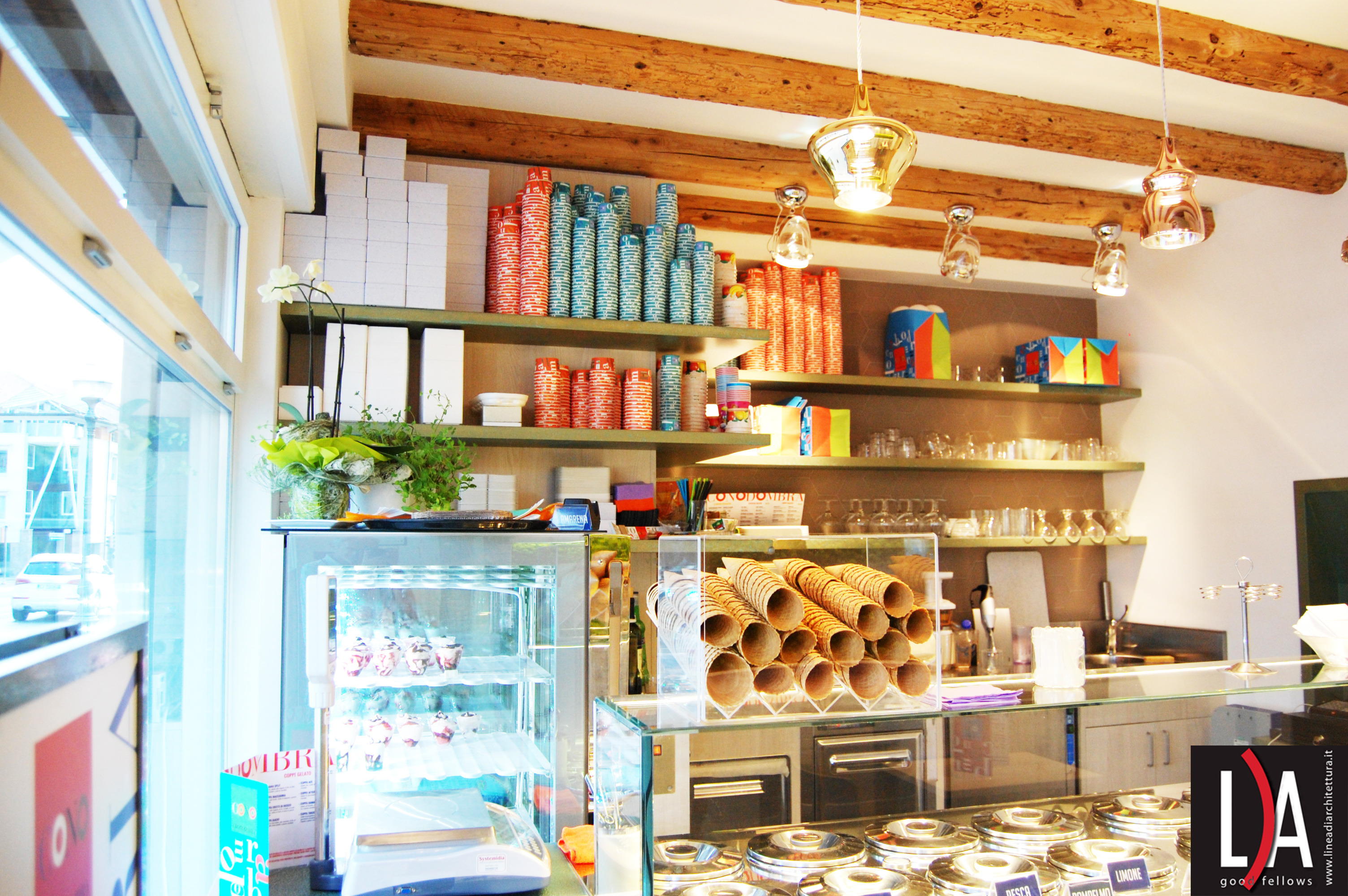 2015 年完成的 Conodombra Gelateria 室内设计案例-4