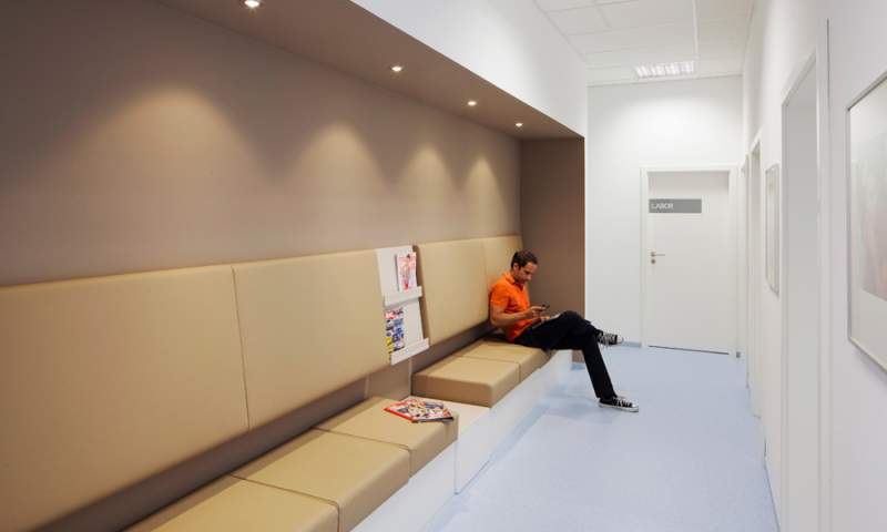 现代医馆的翻新实践—— neck - nose - ears 项目-2