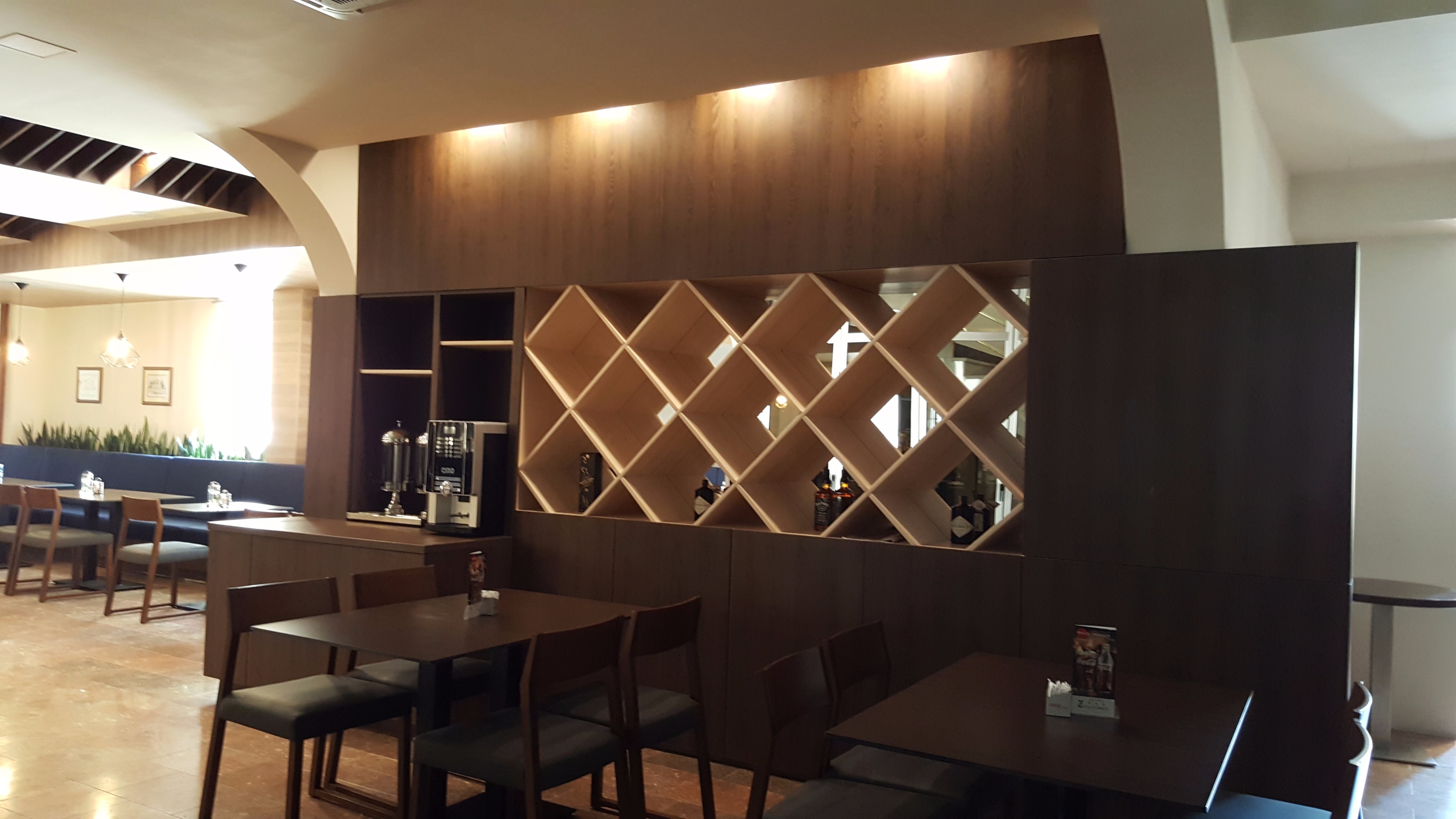 知名设计师打造酒店餐厅翻新典范-37