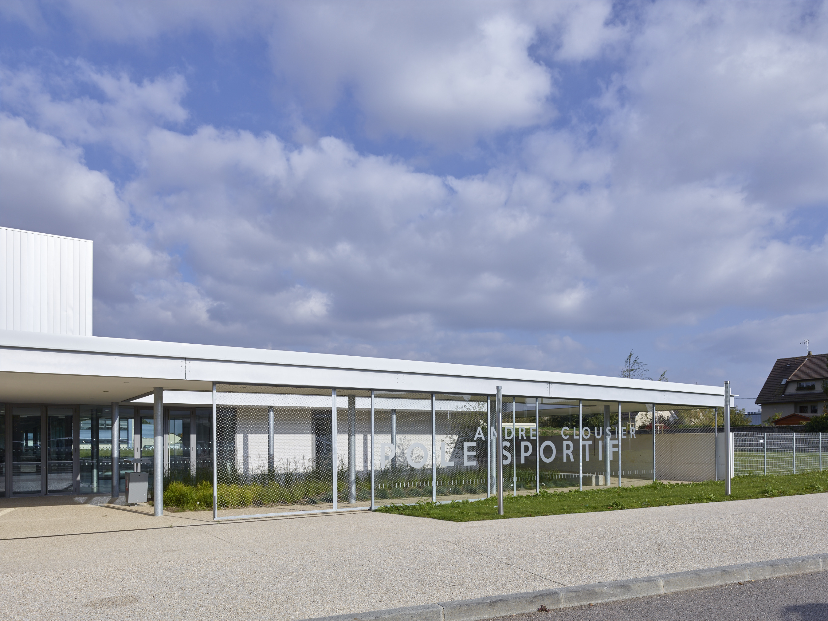 运动之殿 · 诺布尔地区共同体多功能体育中心-14