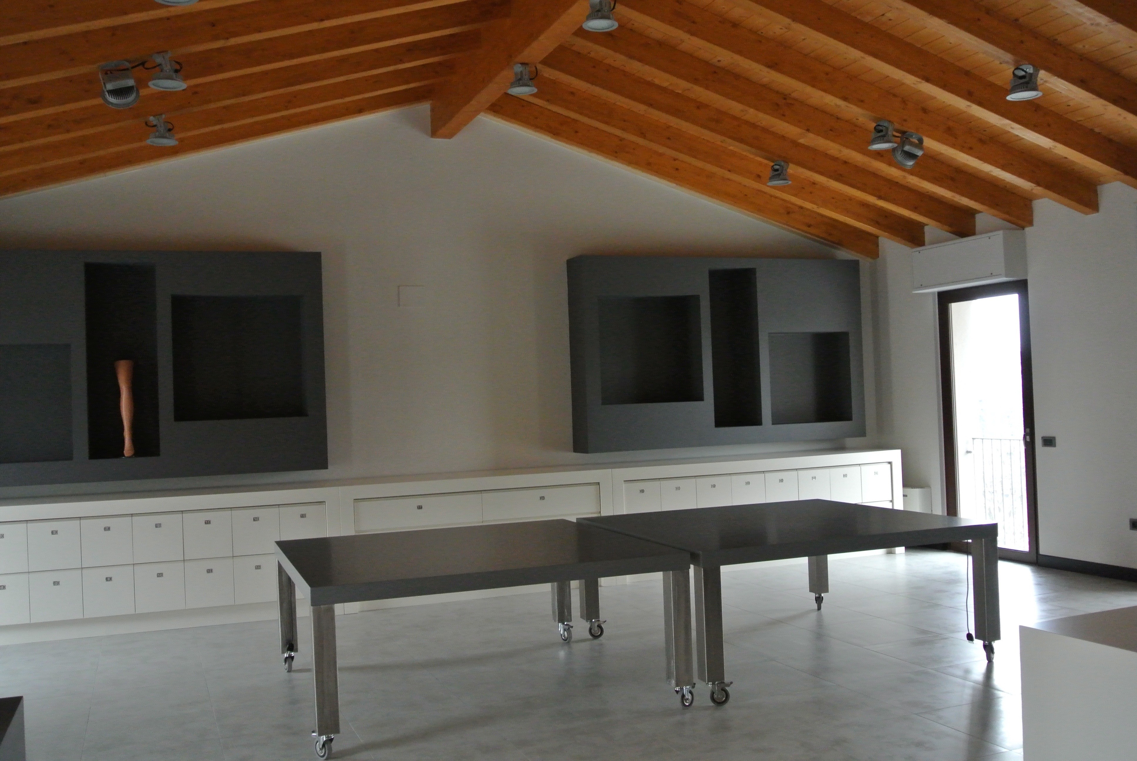 Toninelli 2012 年复工业建筑室内设计案例-4