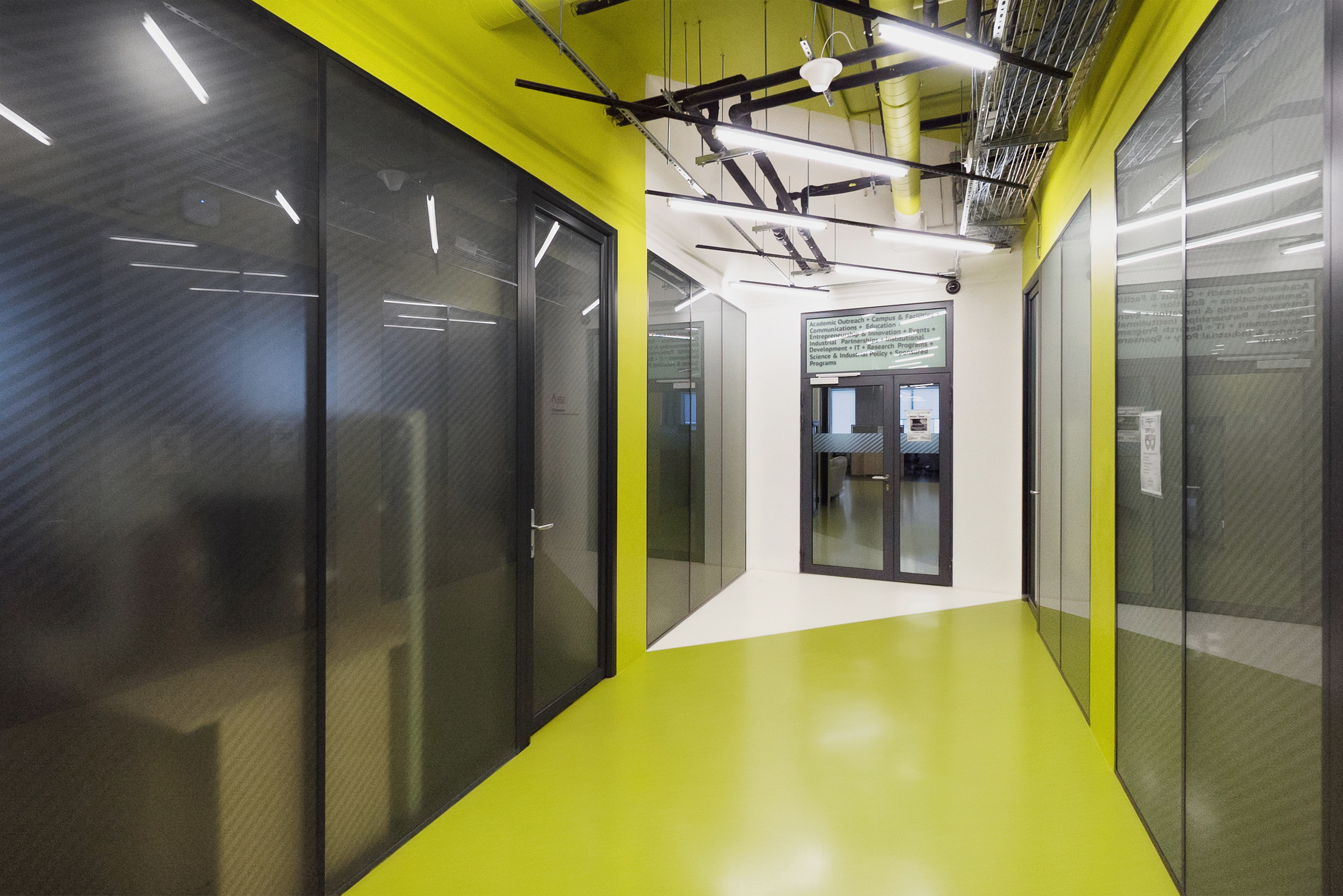 Skoltech 临时校园室内设计-9