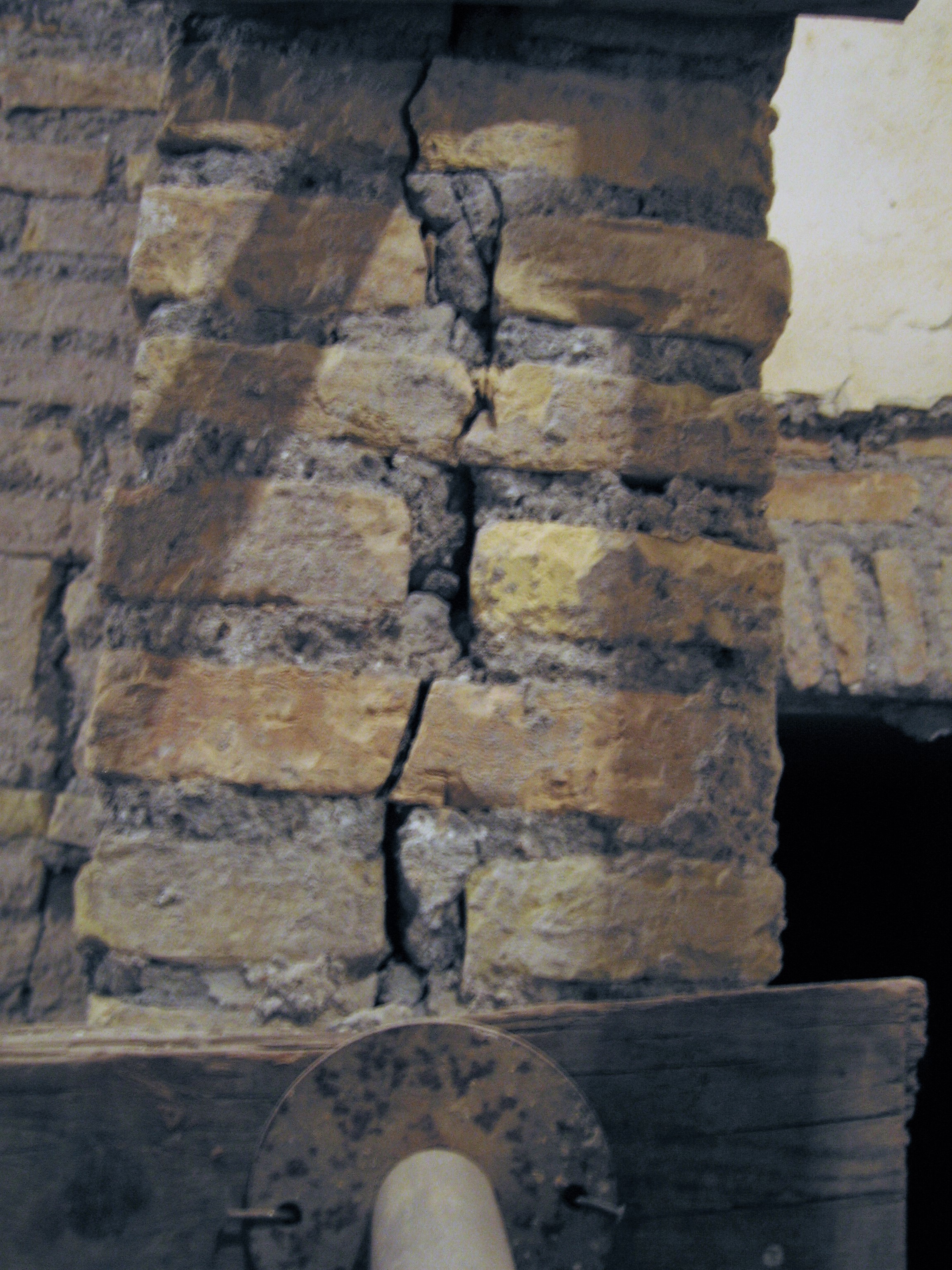 2007 年罗马历史建筑结构加固修复案例-107