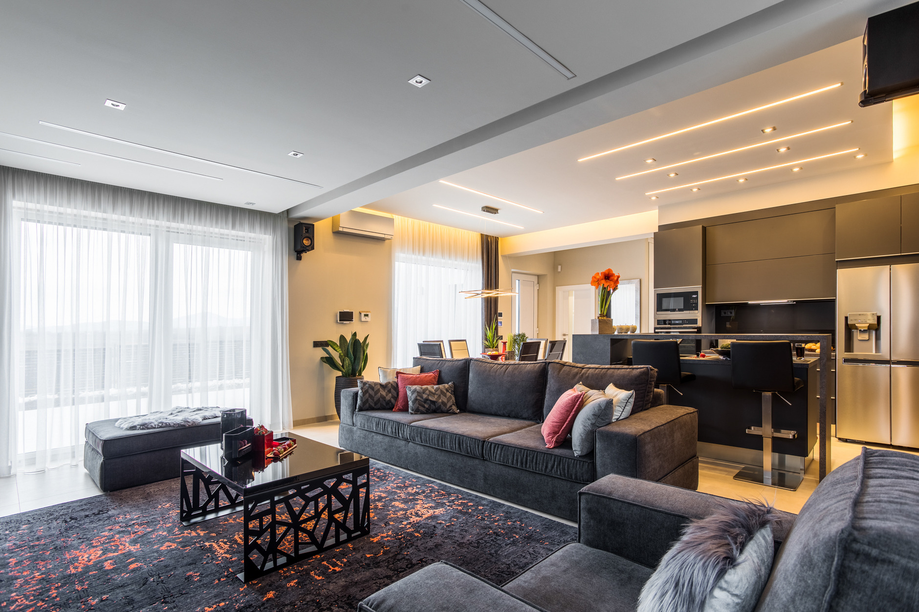 2018 年布达佩斯简约住宅设计-1