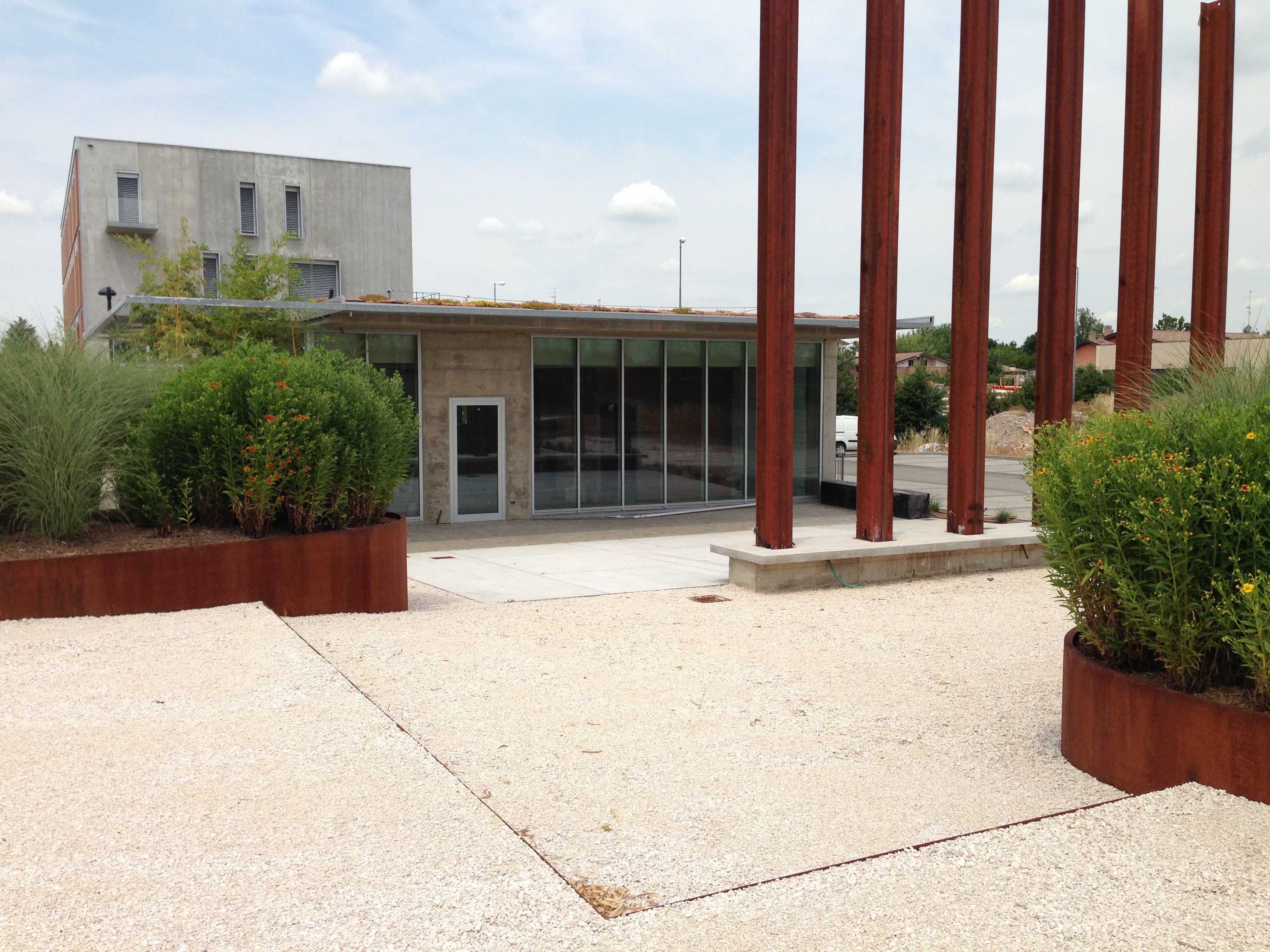 2015 年完成的 Palapa 项目，将工业遗址改造为时尚咖啡馆-10