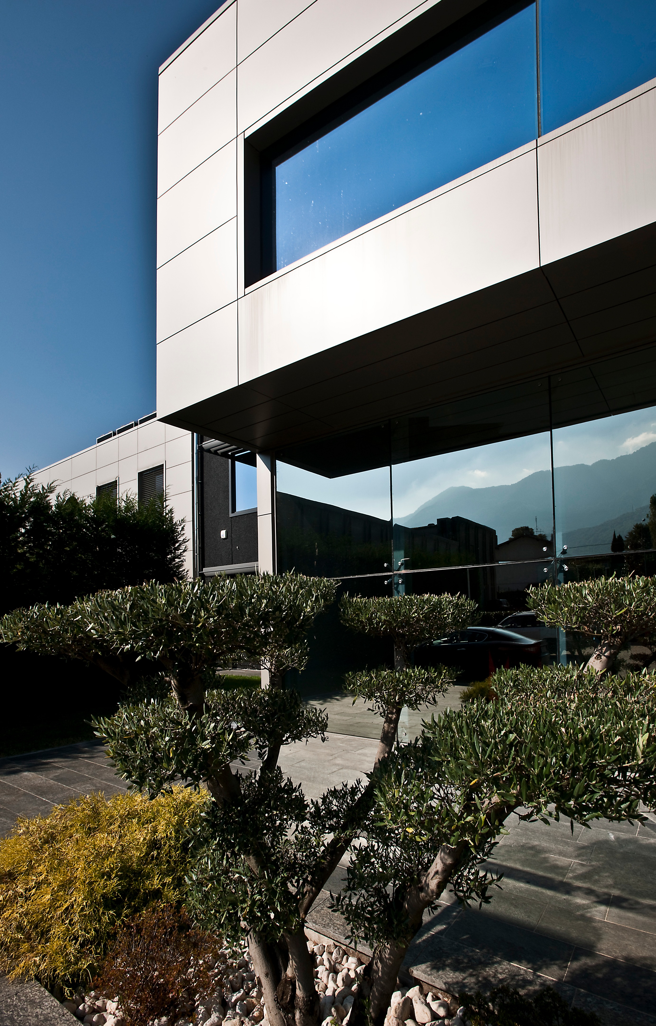 灰色天空-- 工业风室内设计-3