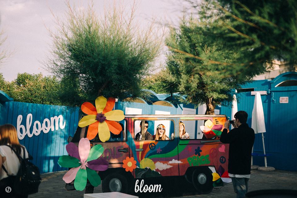 2013 年完成的 Bloom 海滩酒吧 | 木质结构与海洋风情的完美融合-10