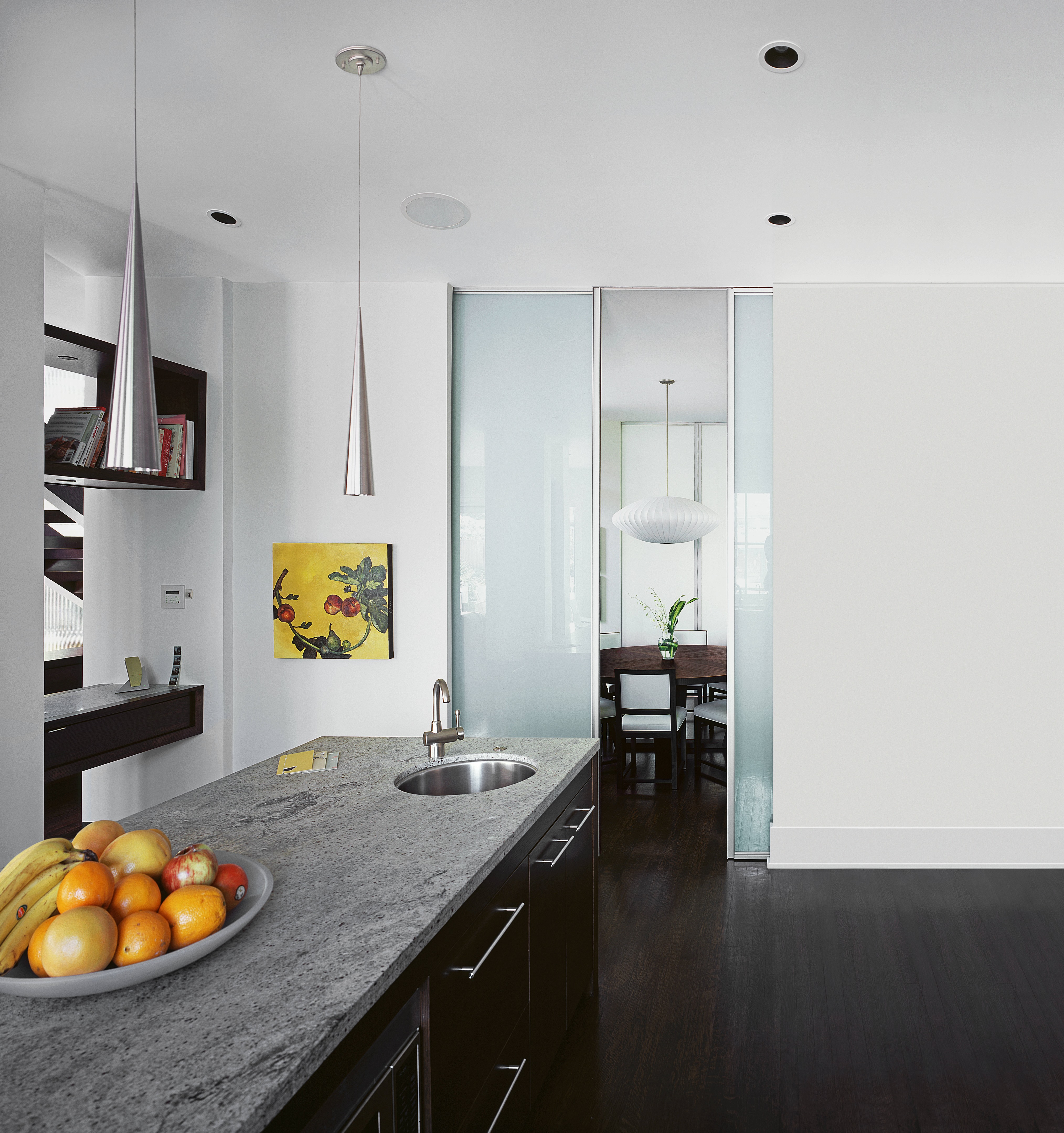 黑色调玻璃隔断打造现代复式公寓-26