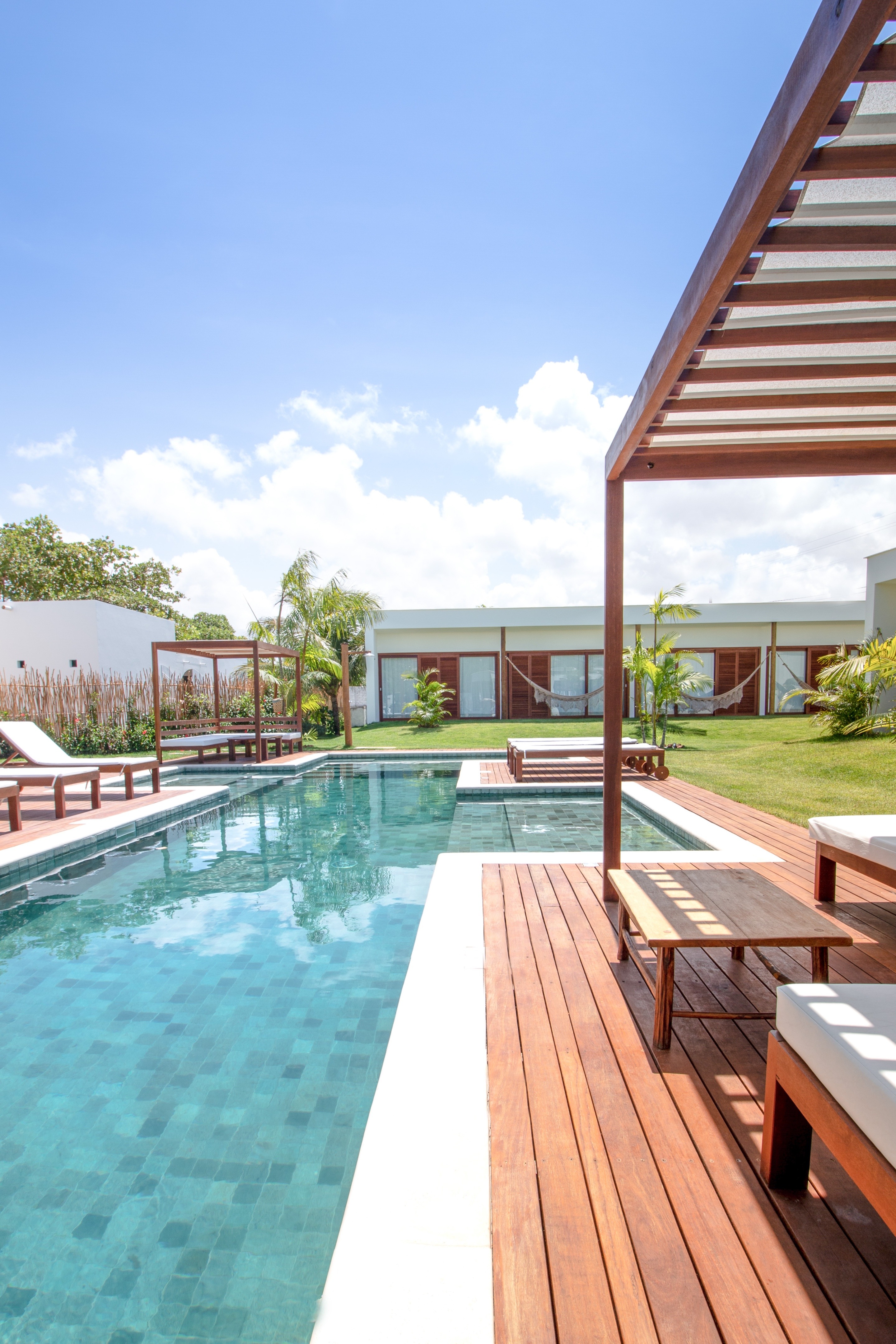 巴西热带酒店设计 | 简约优雅的生态度假胜地-6