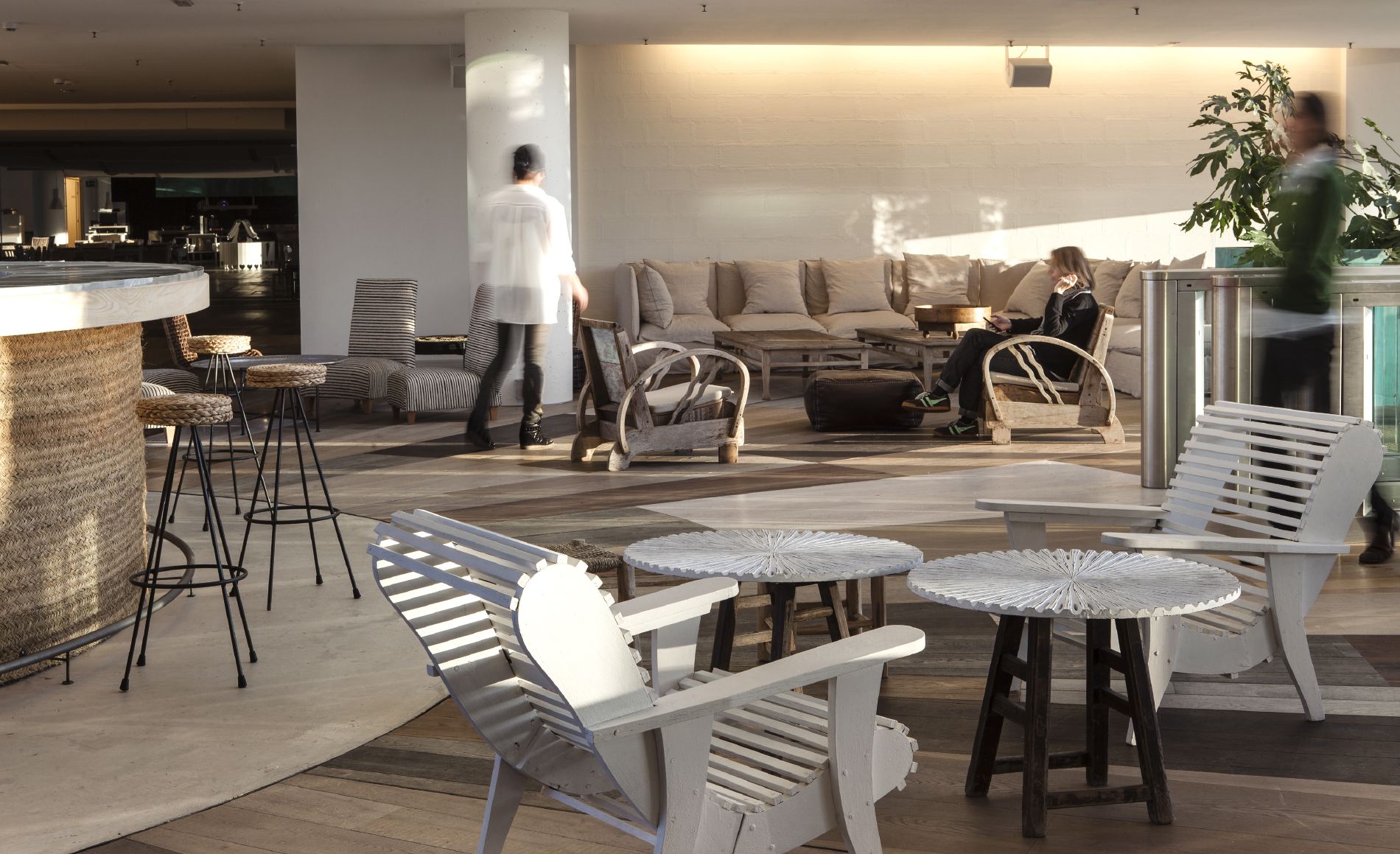 巴塞罗那 Desigual 总部室内设计-7