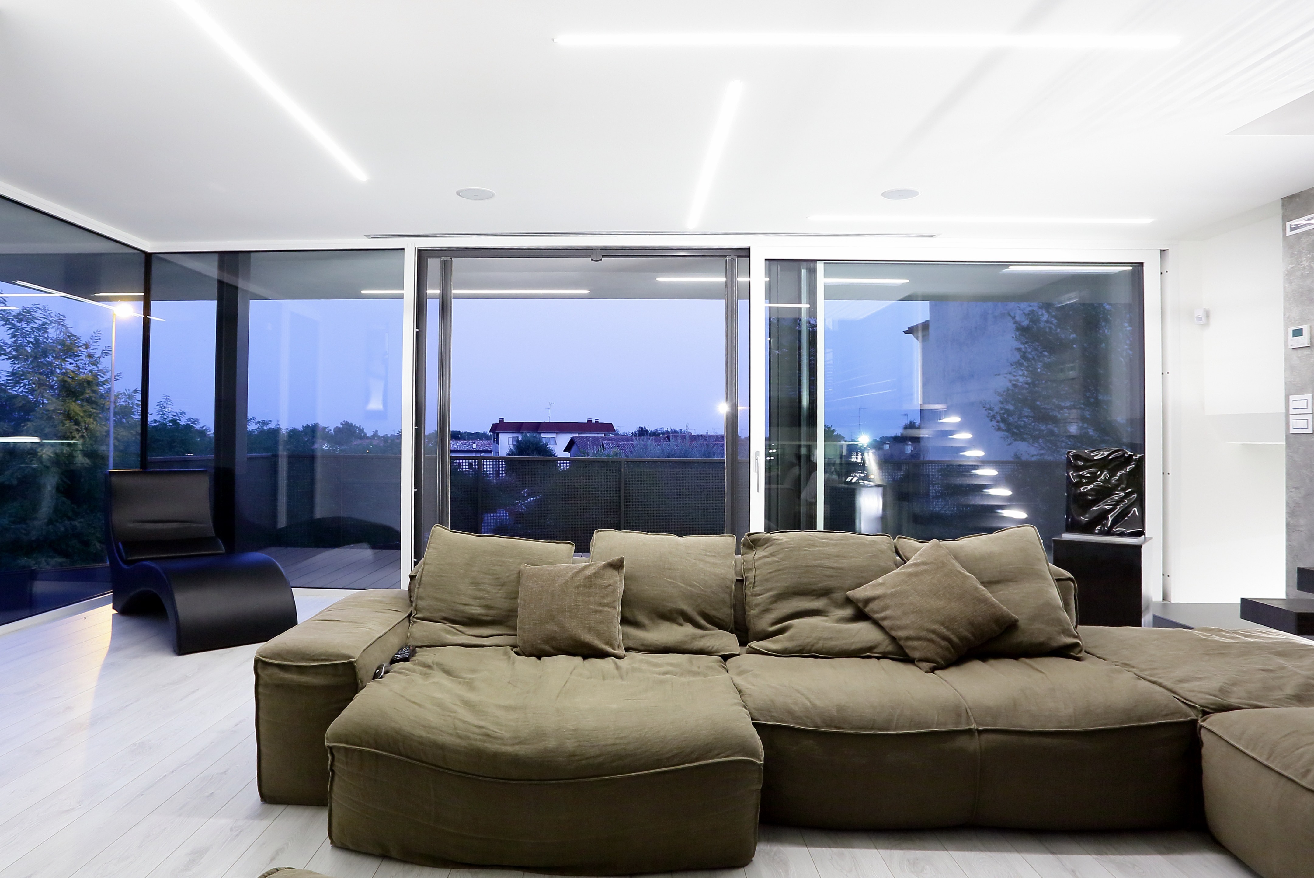 光影交织的"Villa di Luce e Riflessi"-44