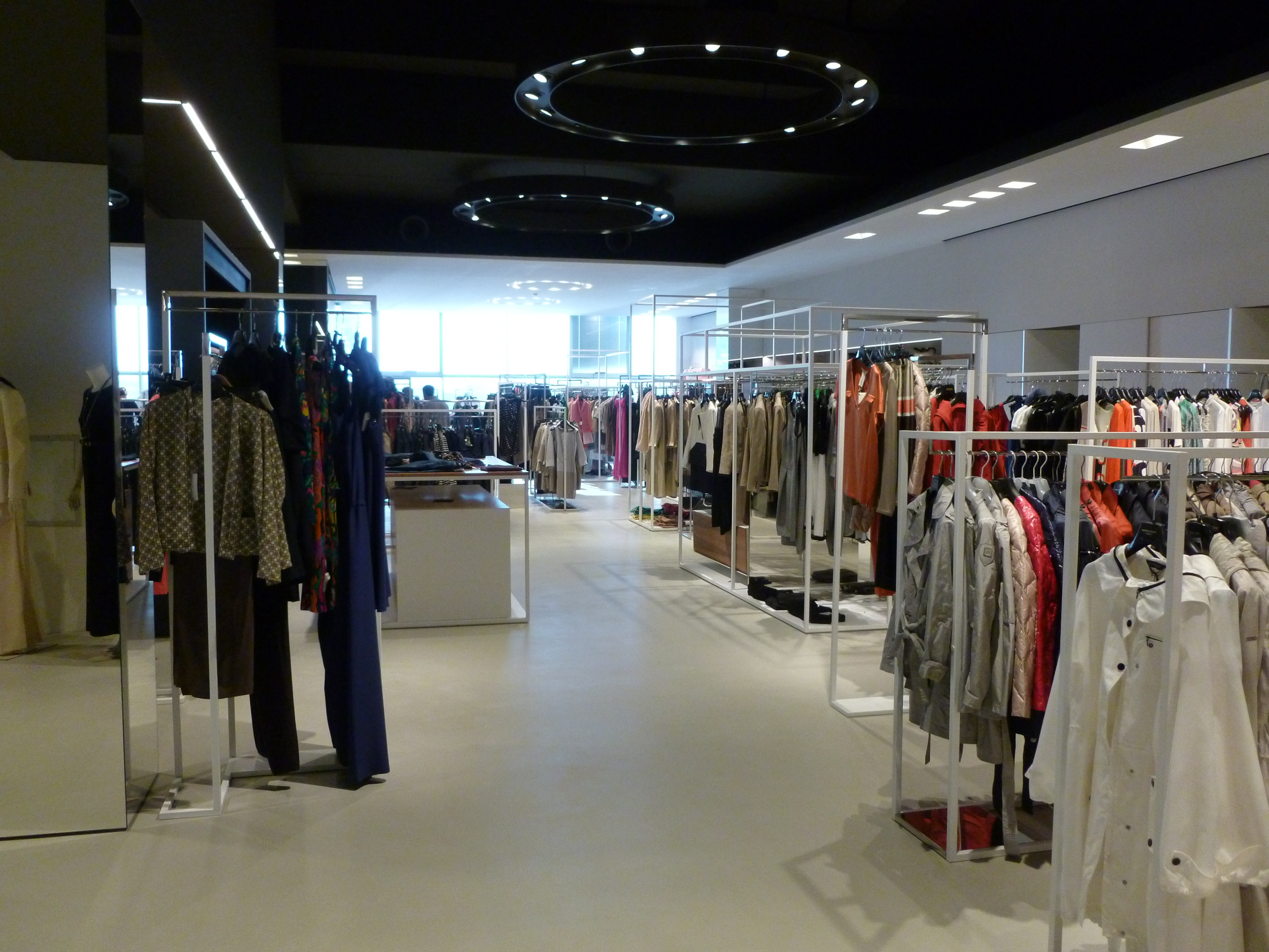 生态环保的意大利 Valley Showroom-3