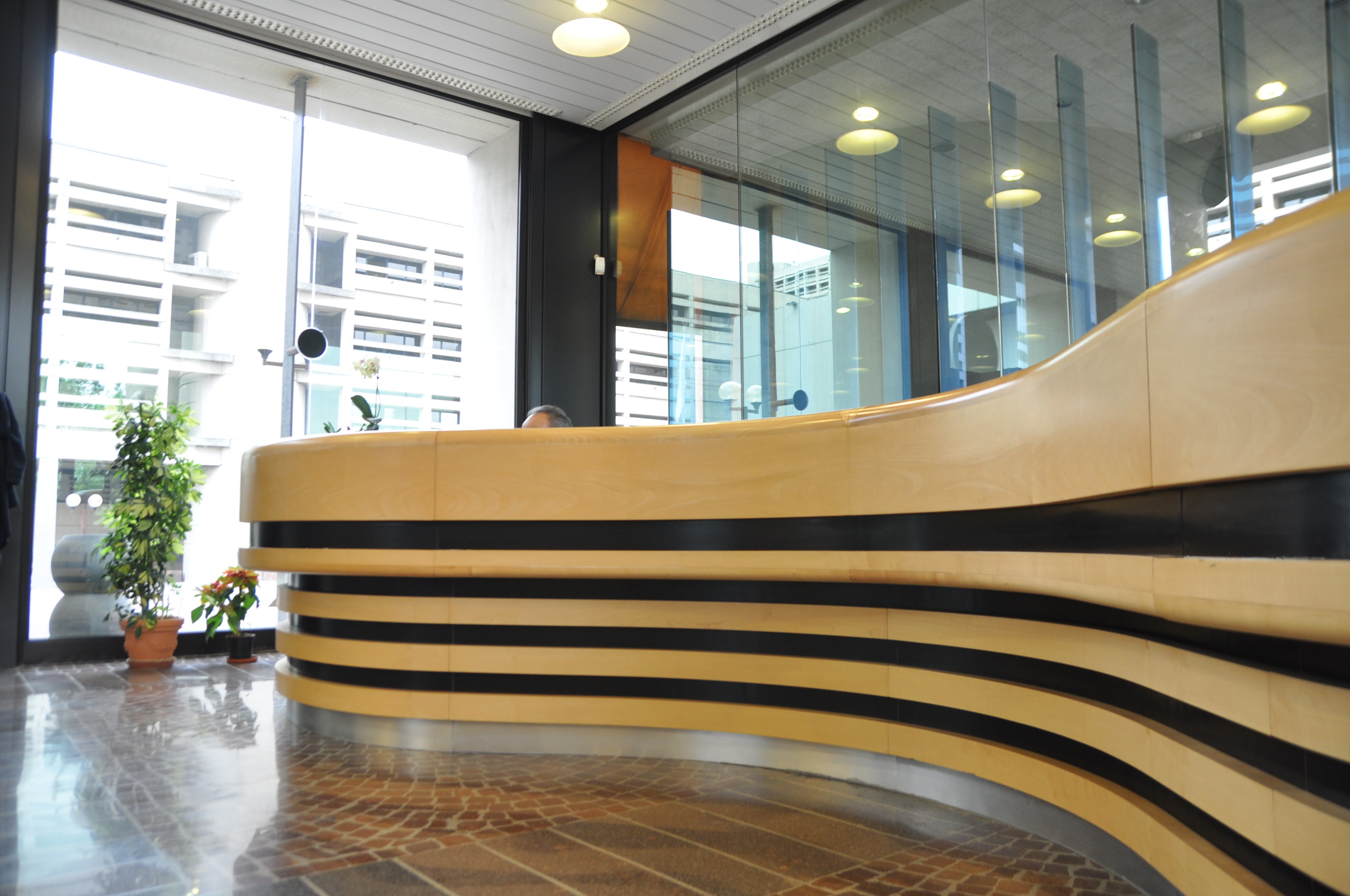 博洛尼亚 CNA 塔楼新入口室内设计-1