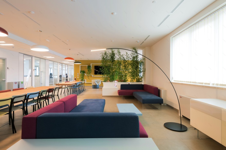 创新办公空间 | LAGO 设计意大利 Banca IFIS 银行总部-6