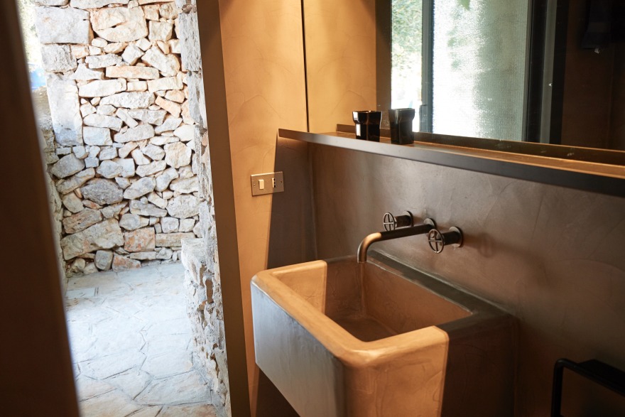 意大利乡村特色干石墙住宅的室内设计-25