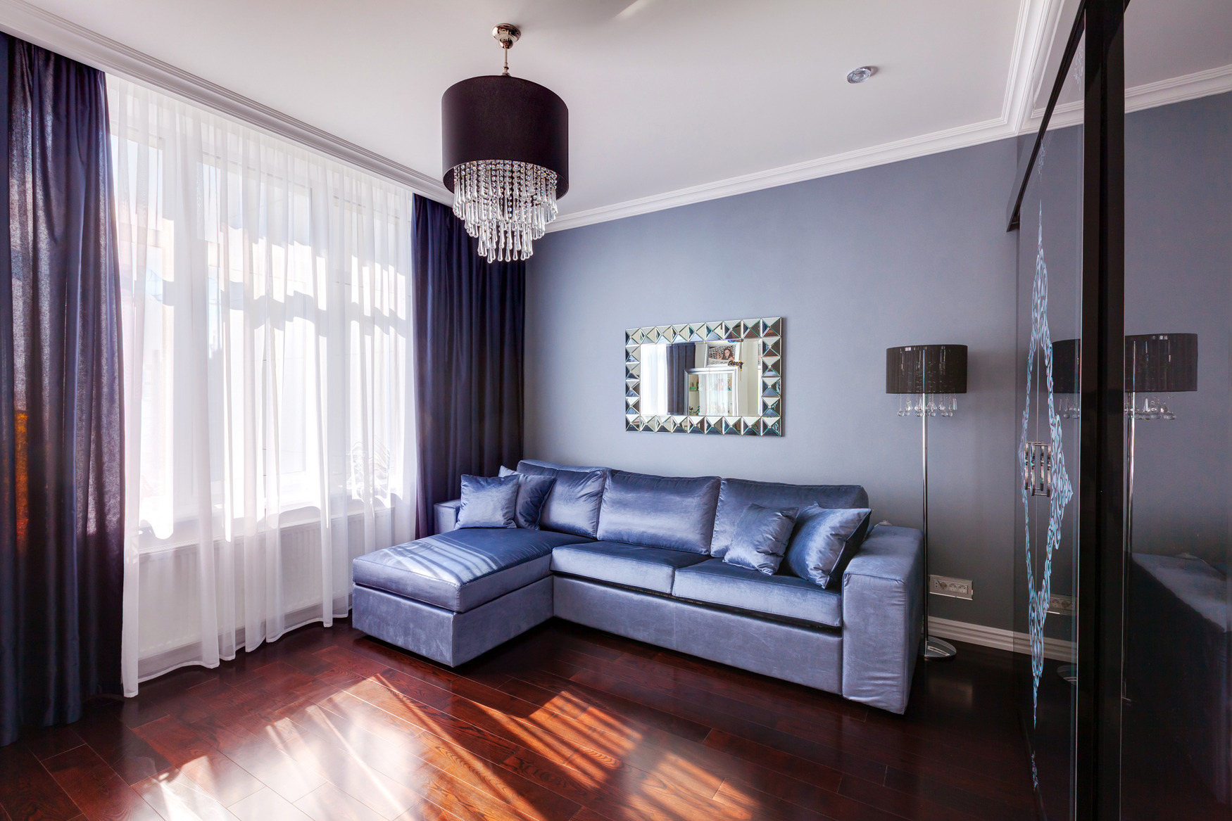 乌克兰女性风格公寓设计-10