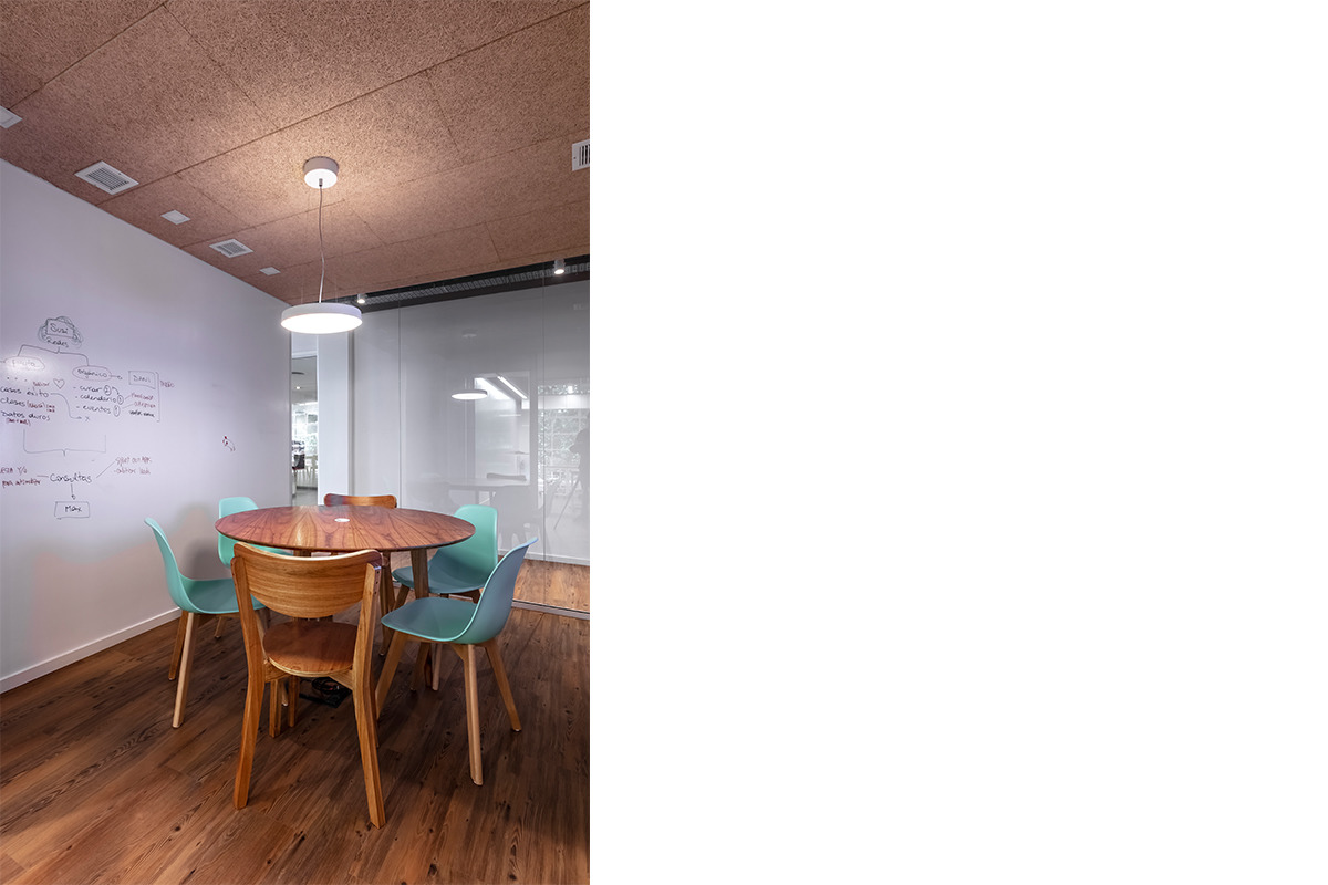 灵活多变的空间设计,打造线上线下融合的教育基地-31