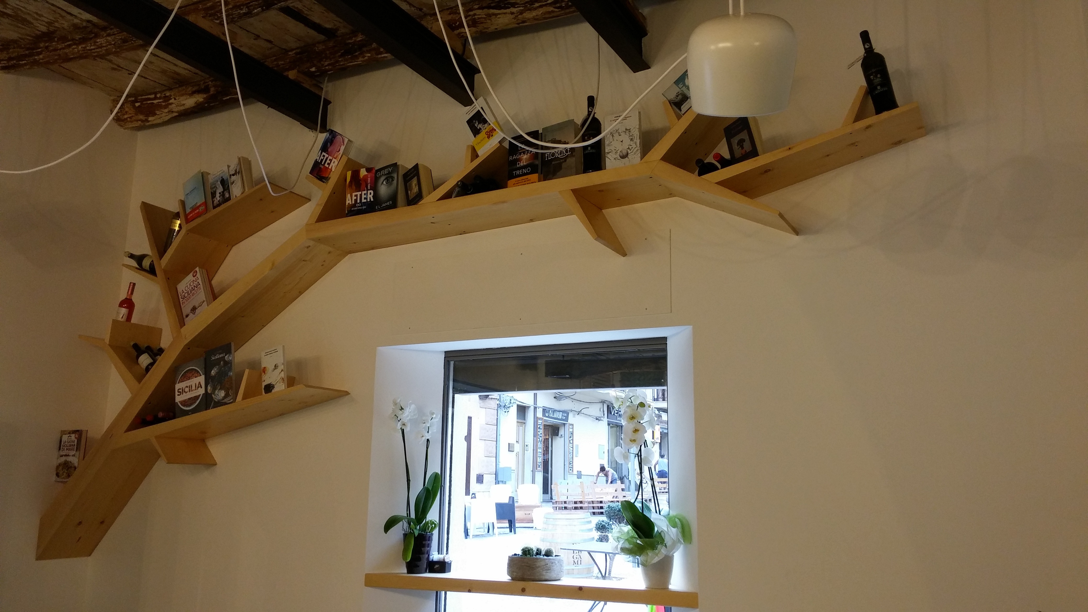 古树咖啡馆 | 自然之美融入设计-1