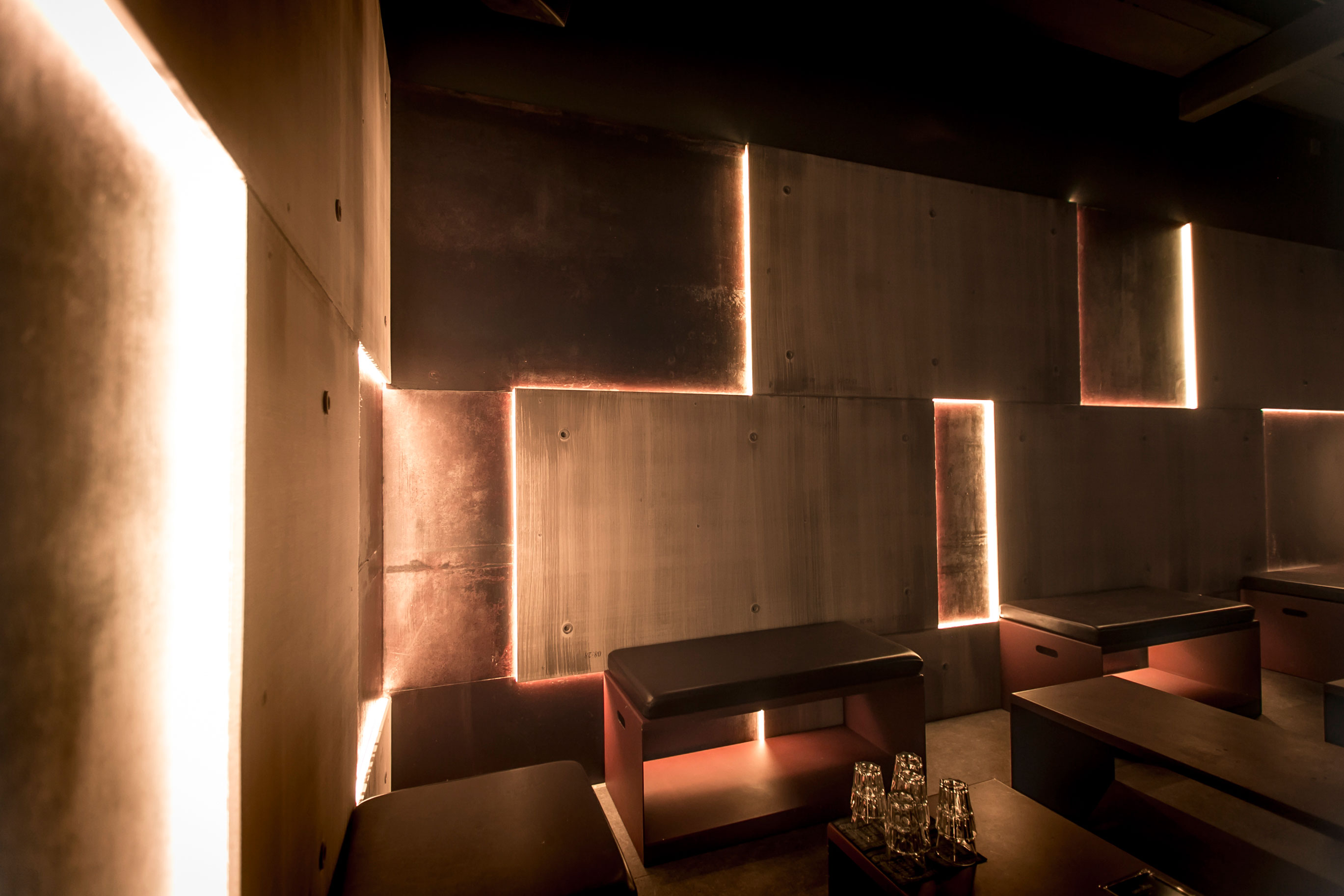 Casamia 工业风迪斯科舞厅室内设计-2