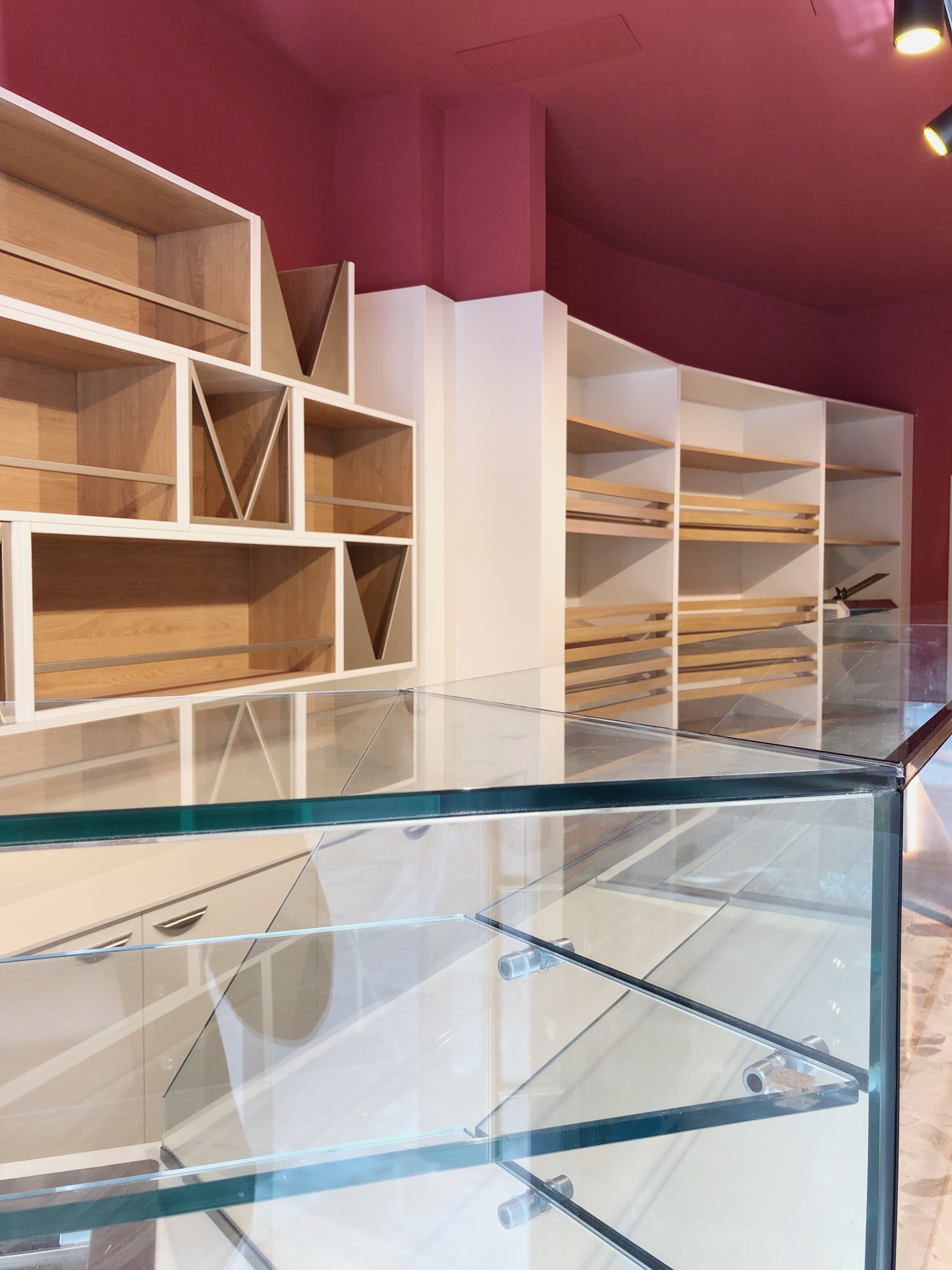 历史面包坊 Murgolo 的现代室内设计之旅-7