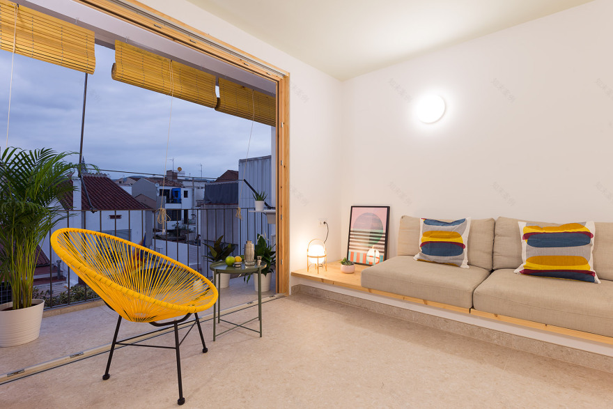 历史中心公寓的现代翻新-1