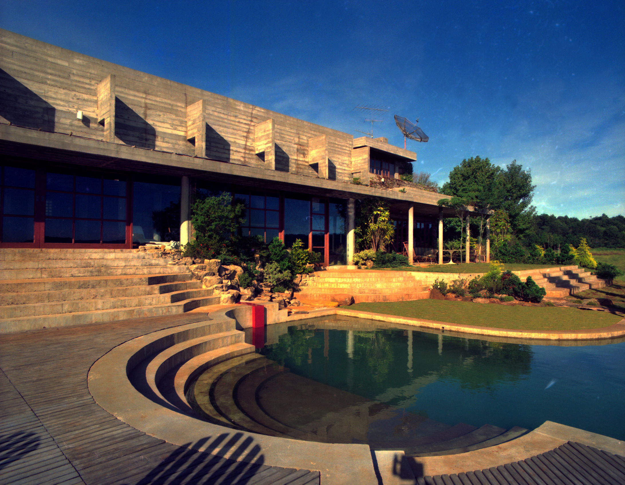 巴西农场住宅的现代演绎-3