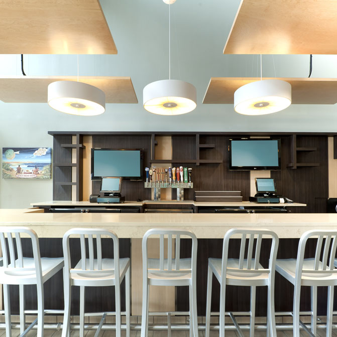 高端餐饮与影院的完美融合-0