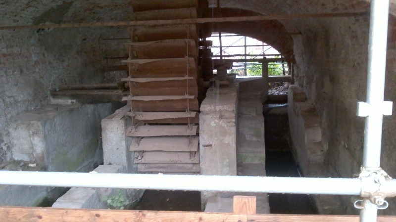 古堡图书馆的现代复兴 · Basiglio 镇“Il Borgo di Vione”项目-8