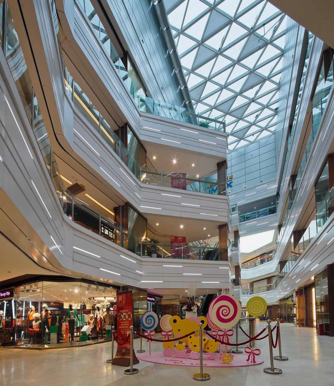 姜峰  重庆新天泽国际广场室内设计实景图 商场-9