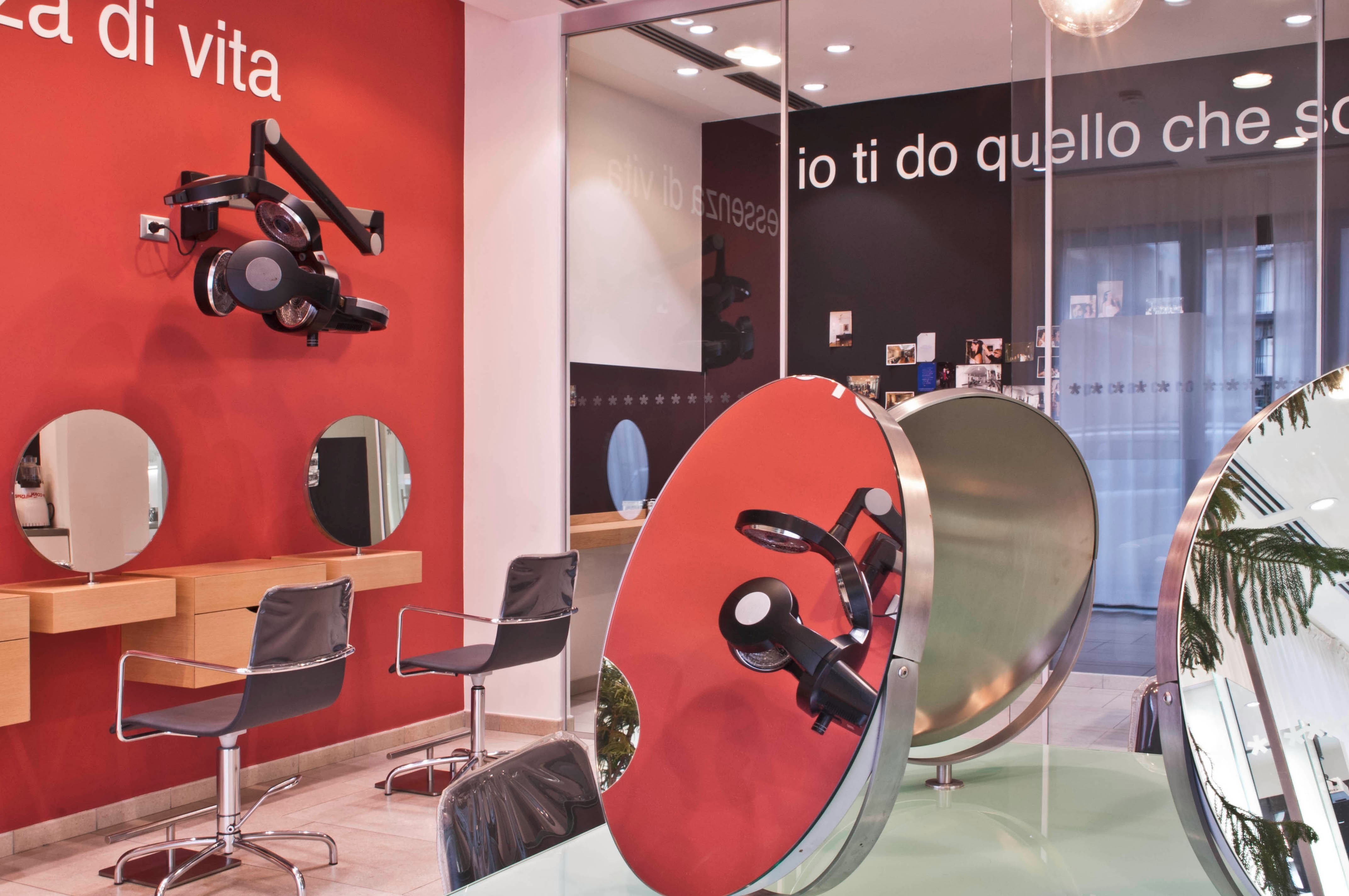 S 和 N 我理发店-23