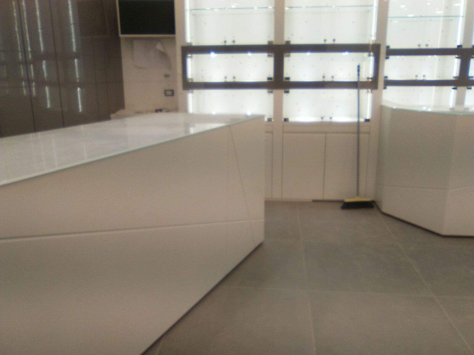 2017 年完成的 gioielleria Aprile 珠宝店设计-13