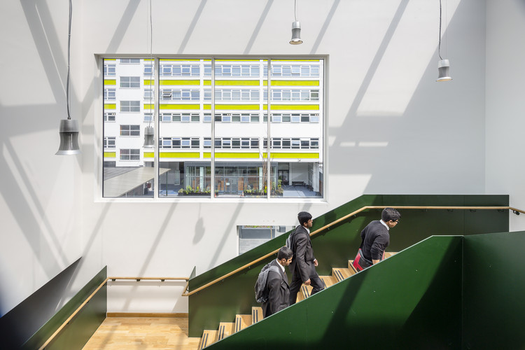 伦敦 Stepney Green College 校园改造-26