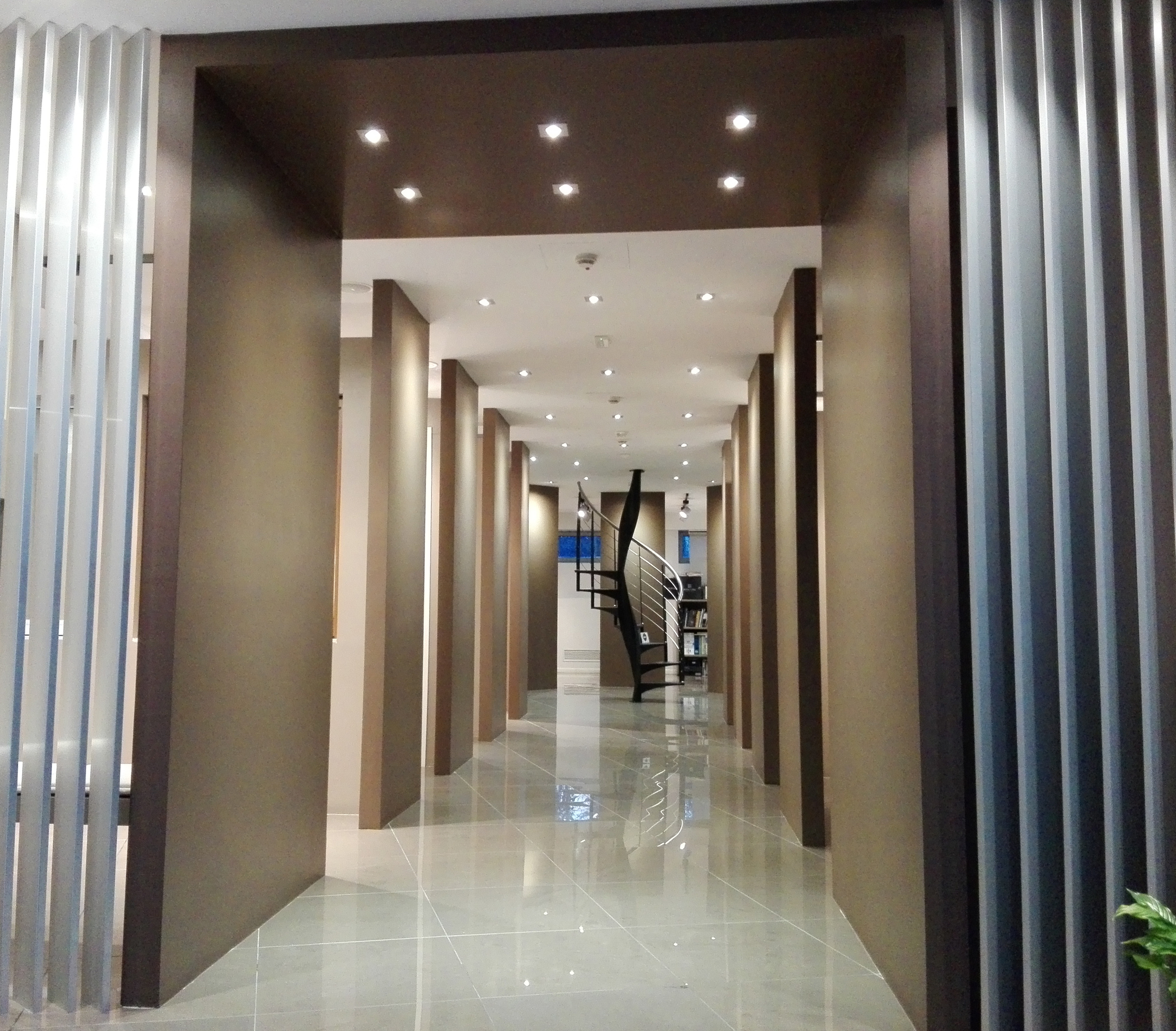 卢卡门窗展示厅-2