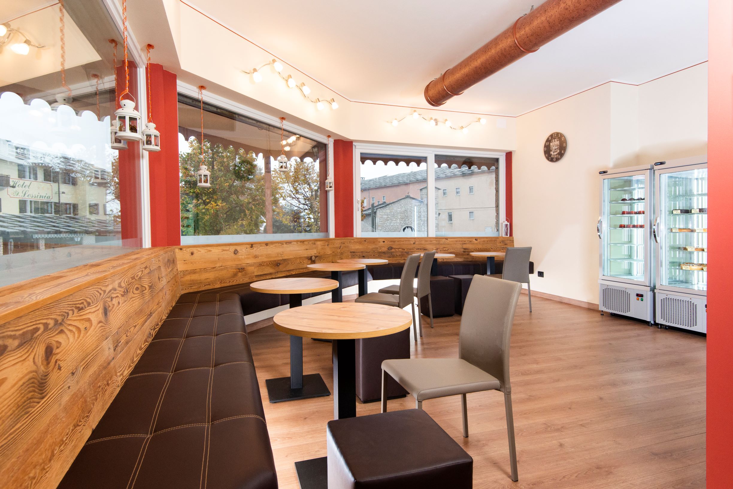 山间甜品酒吧“拉菲亚”-6