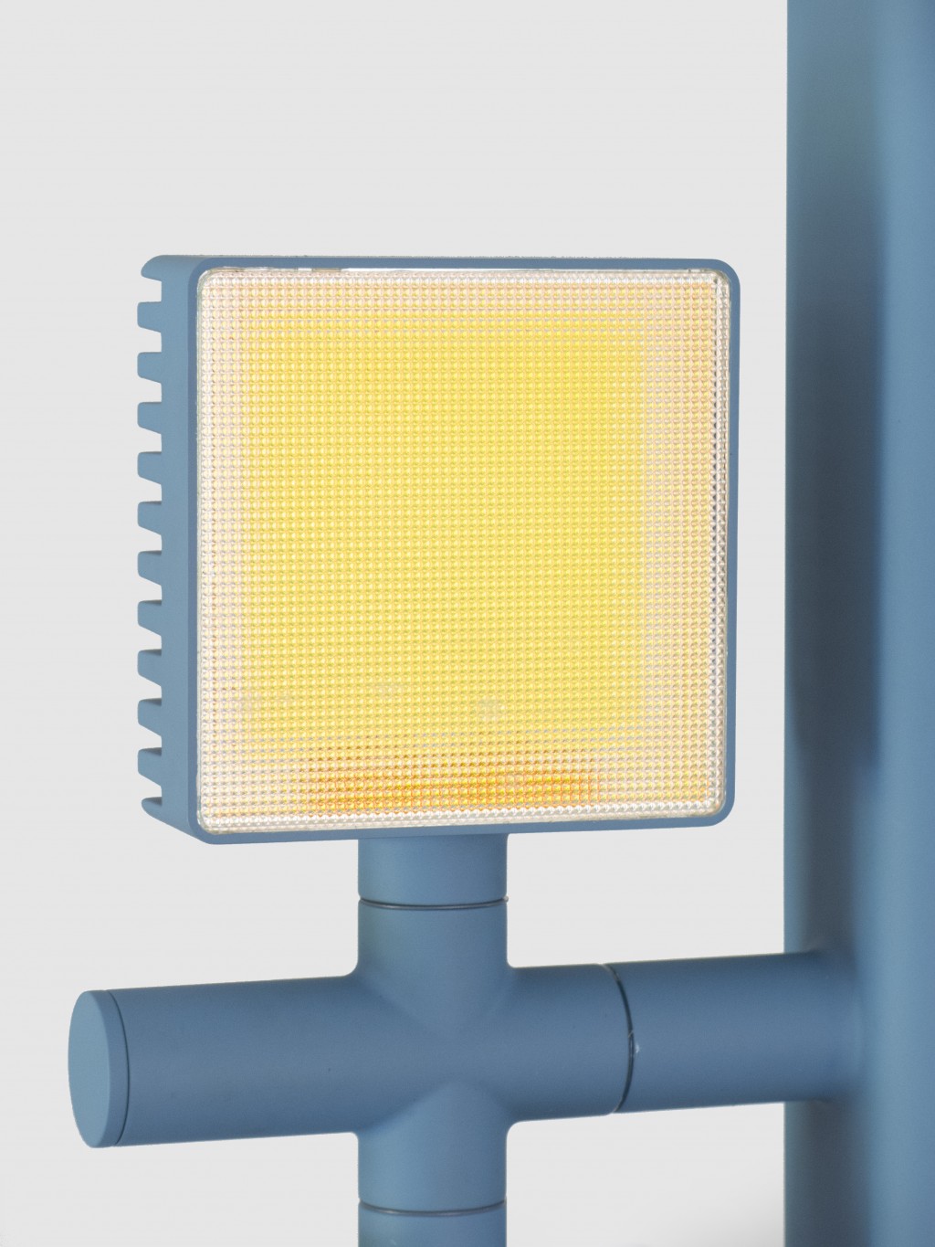 SCMP 设计办公室的极简吊灯“跑道”-7